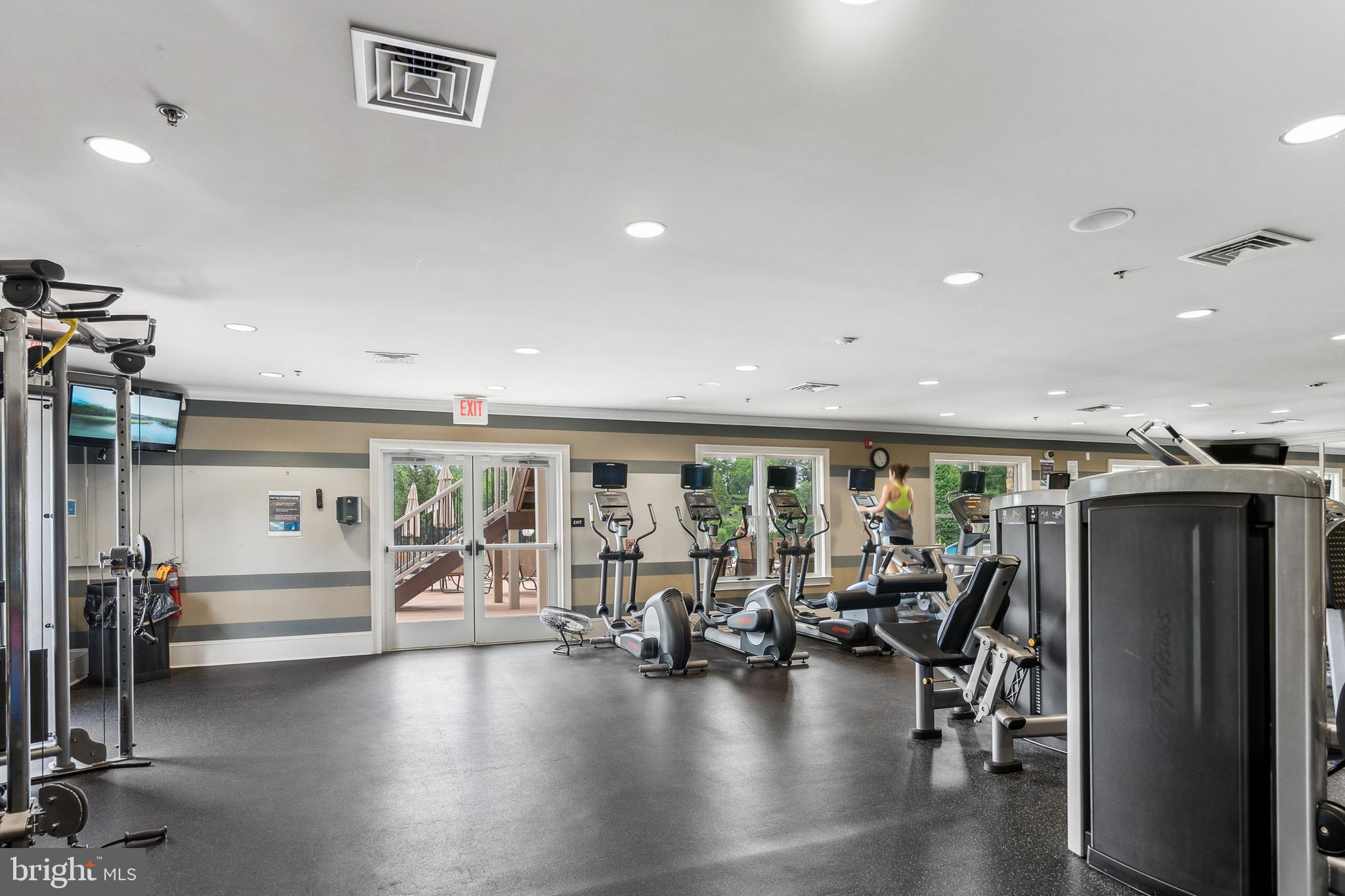 Real estate listing preview #56