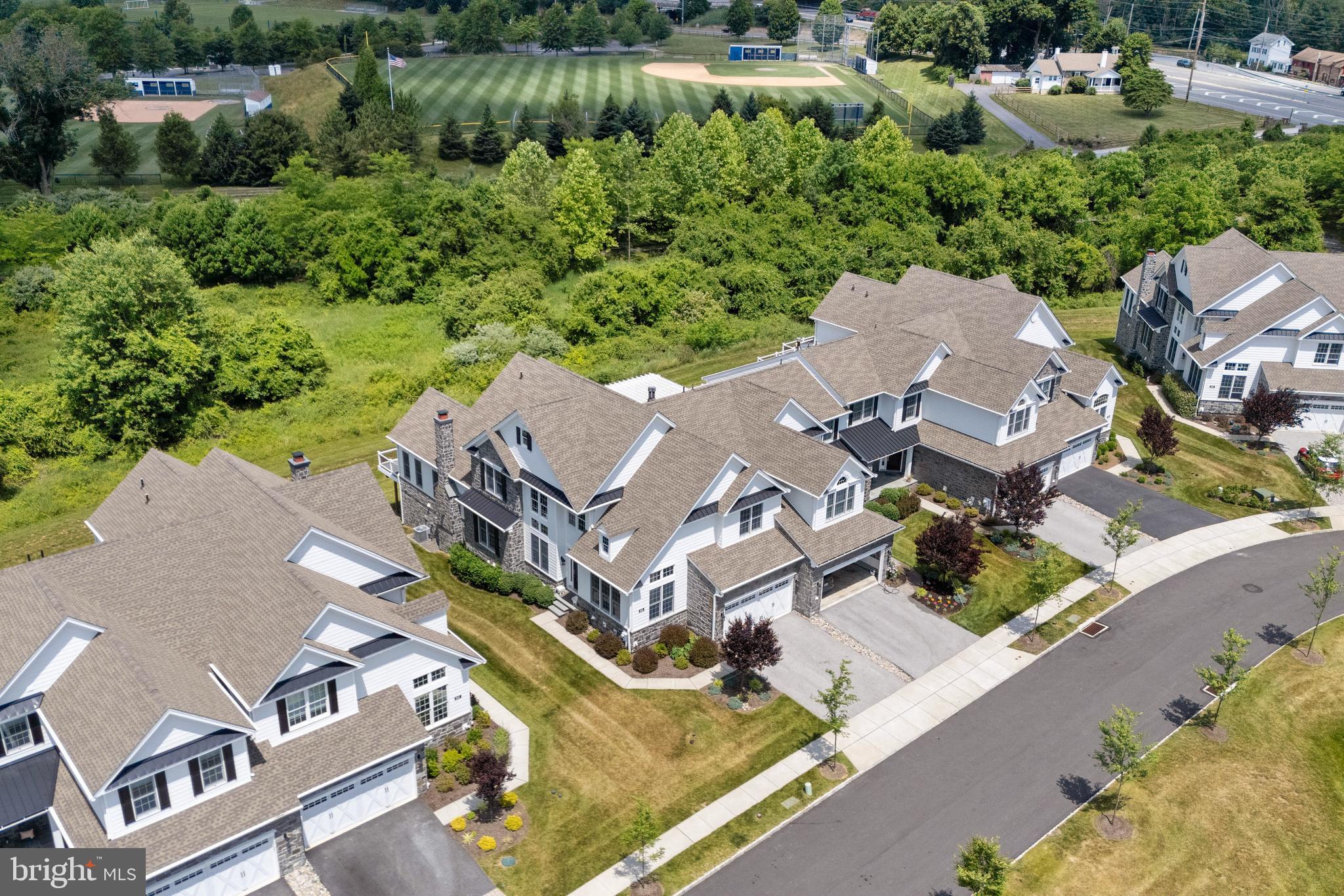 Real estate listing preview #44