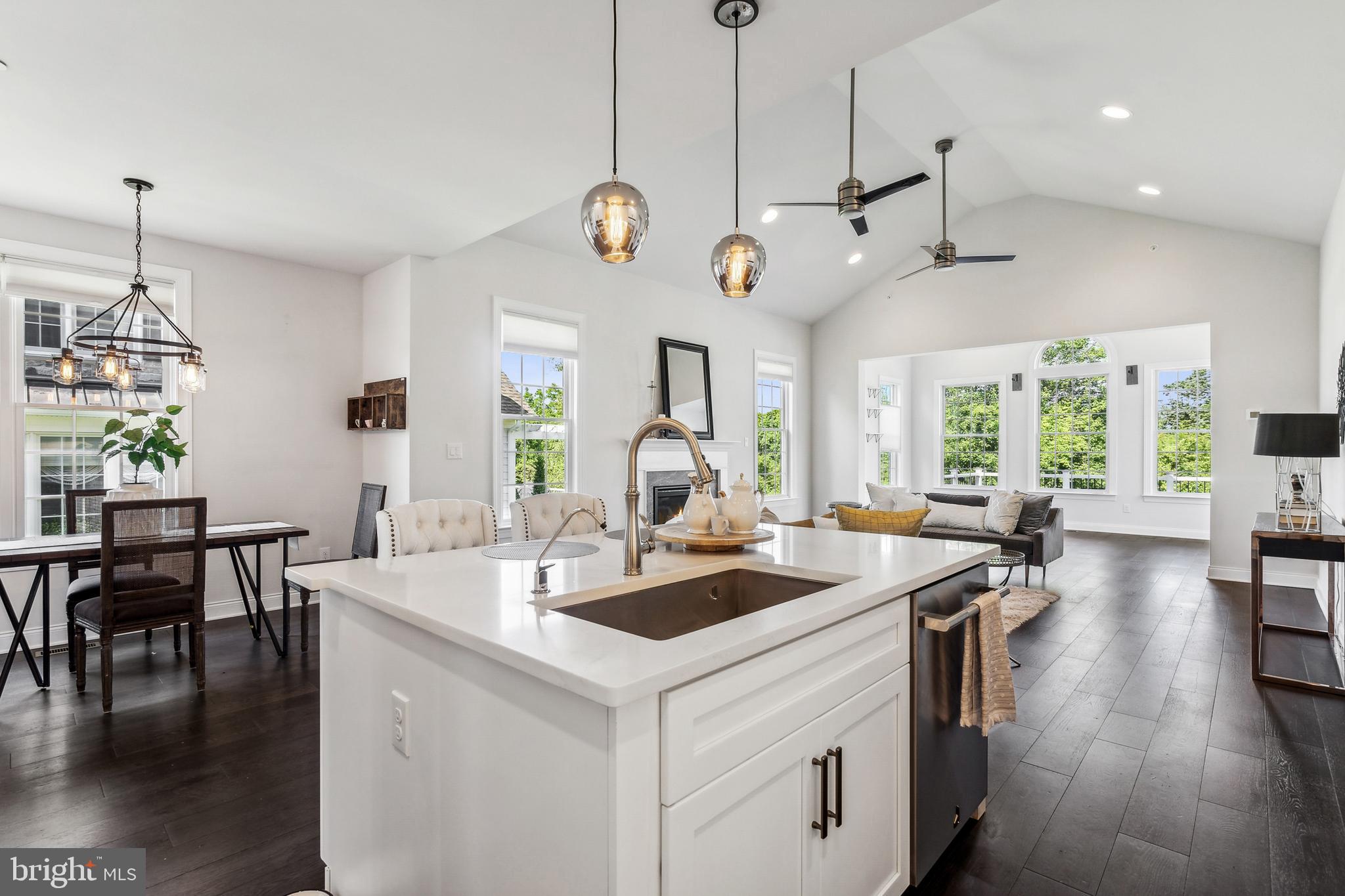 Real estate listing preview #13