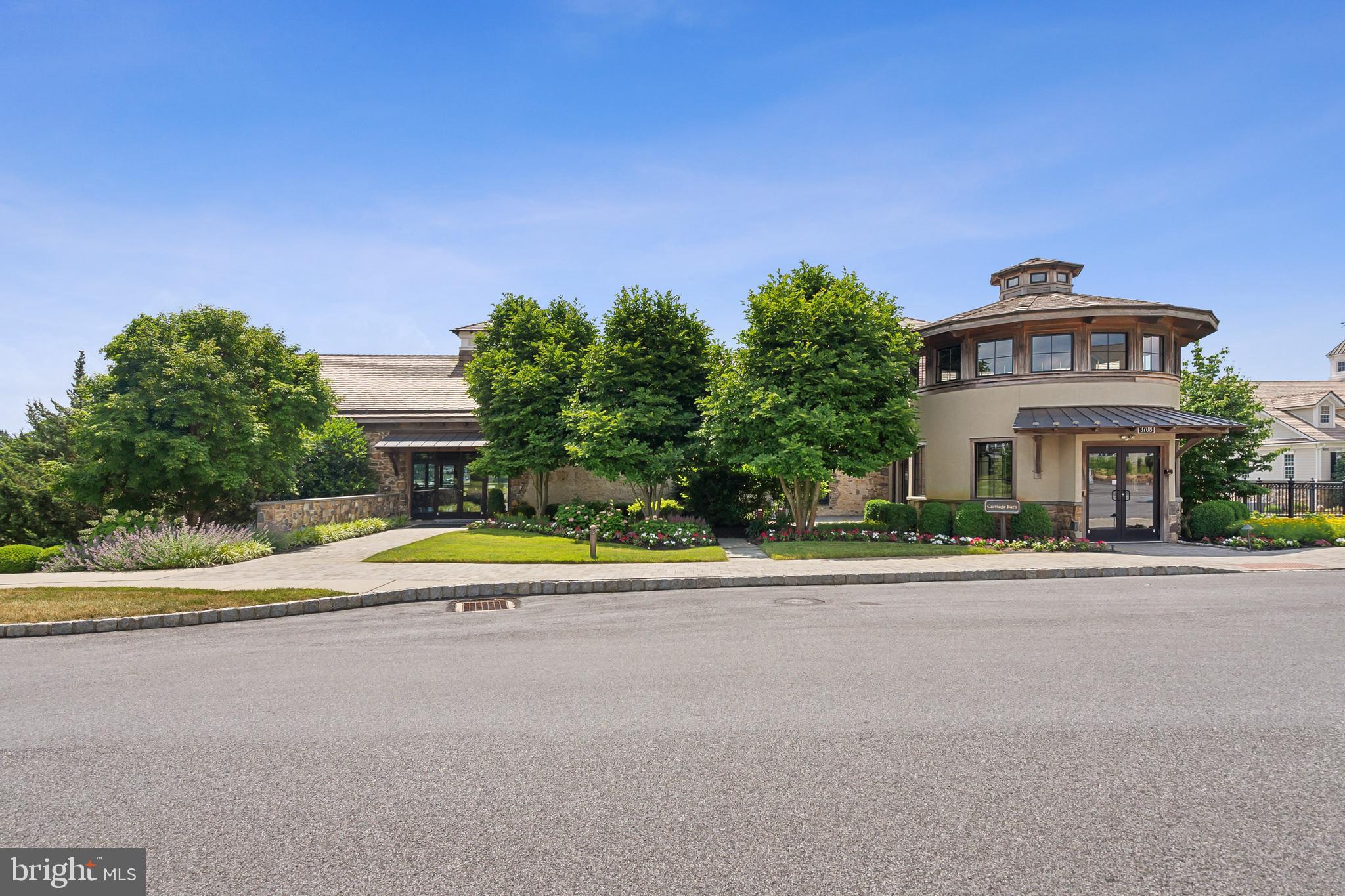 Real estate listing preview #57