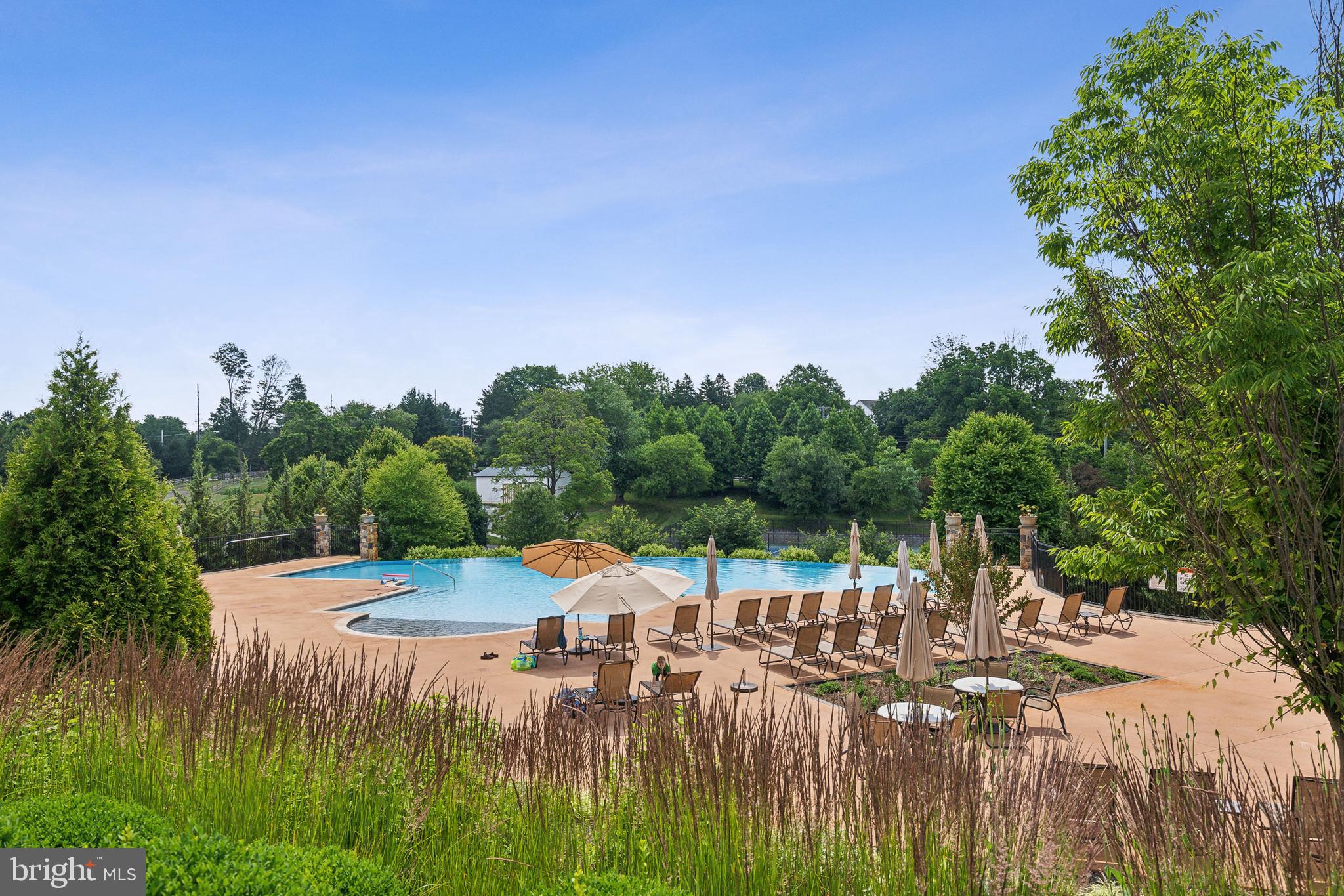 Real estate listing preview #58