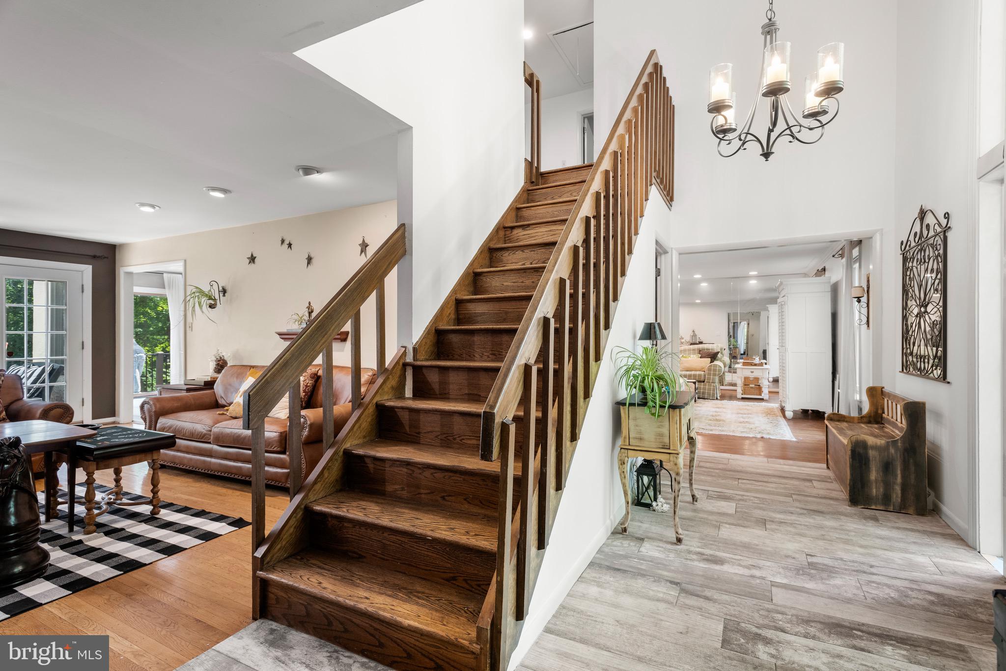 Real estate listing preview #17