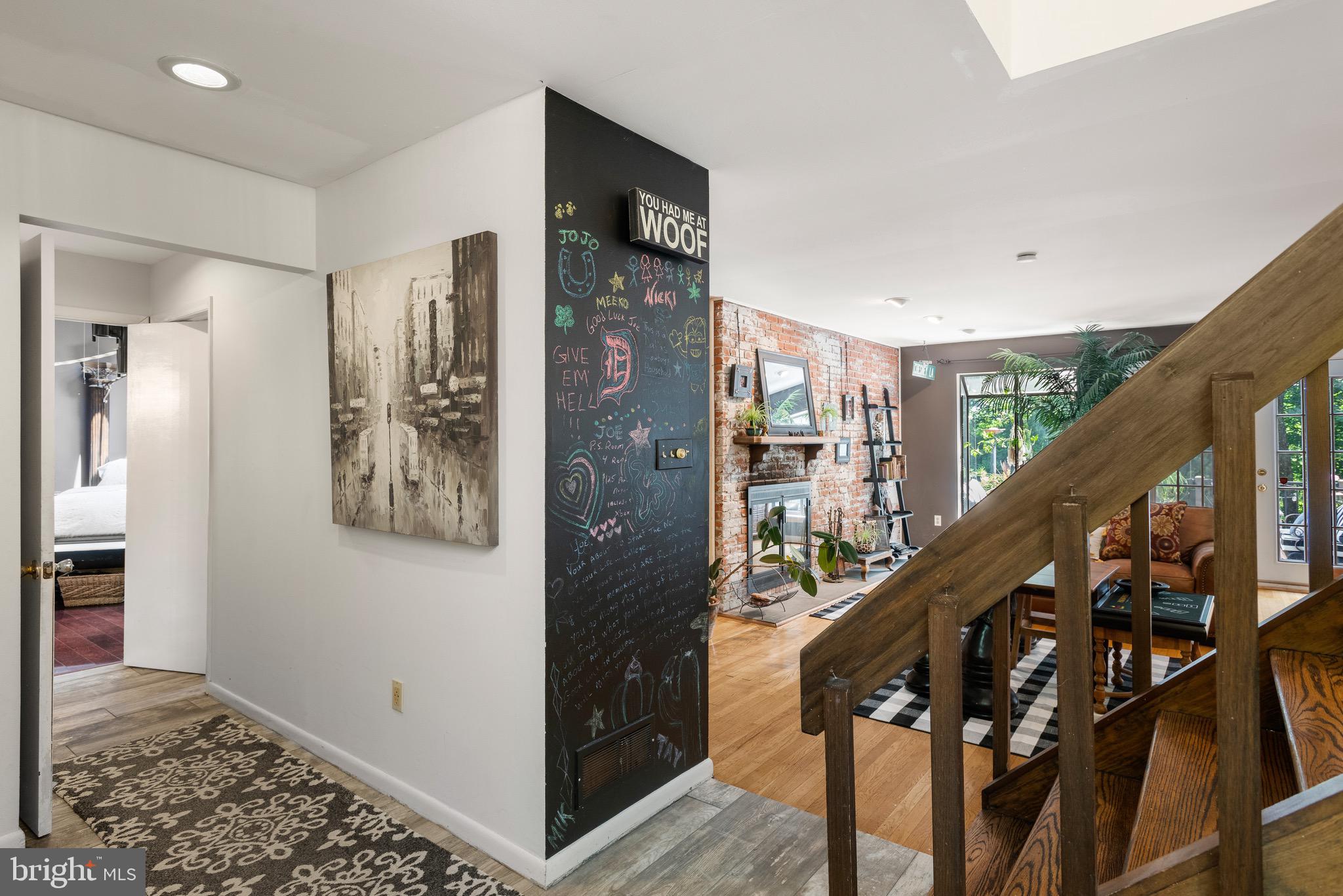 Real estate listing preview #18