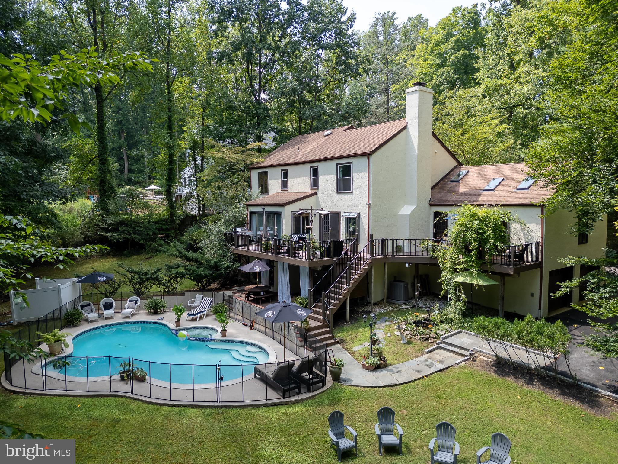 Real estate listing preview #9