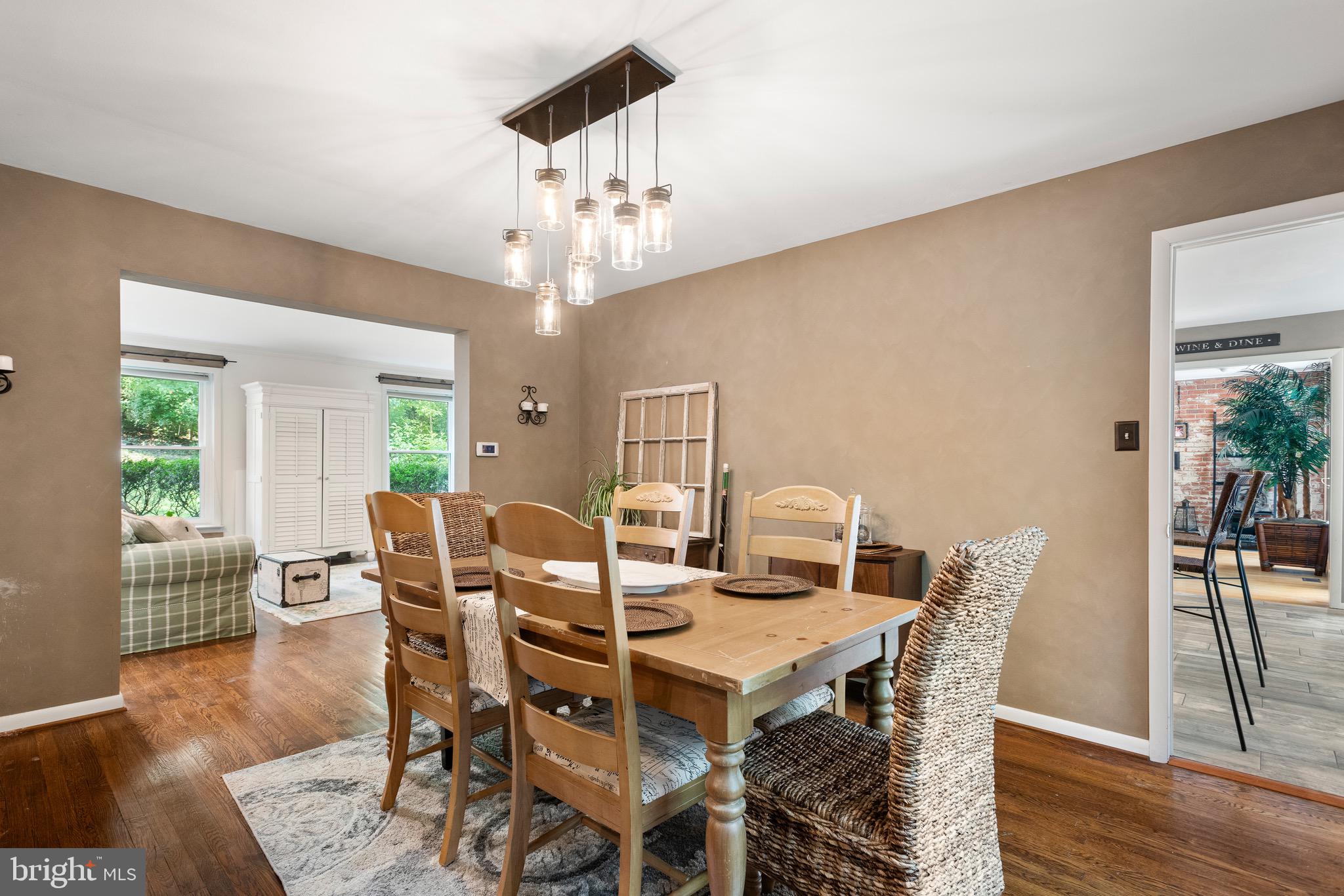 Real estate listing preview #13