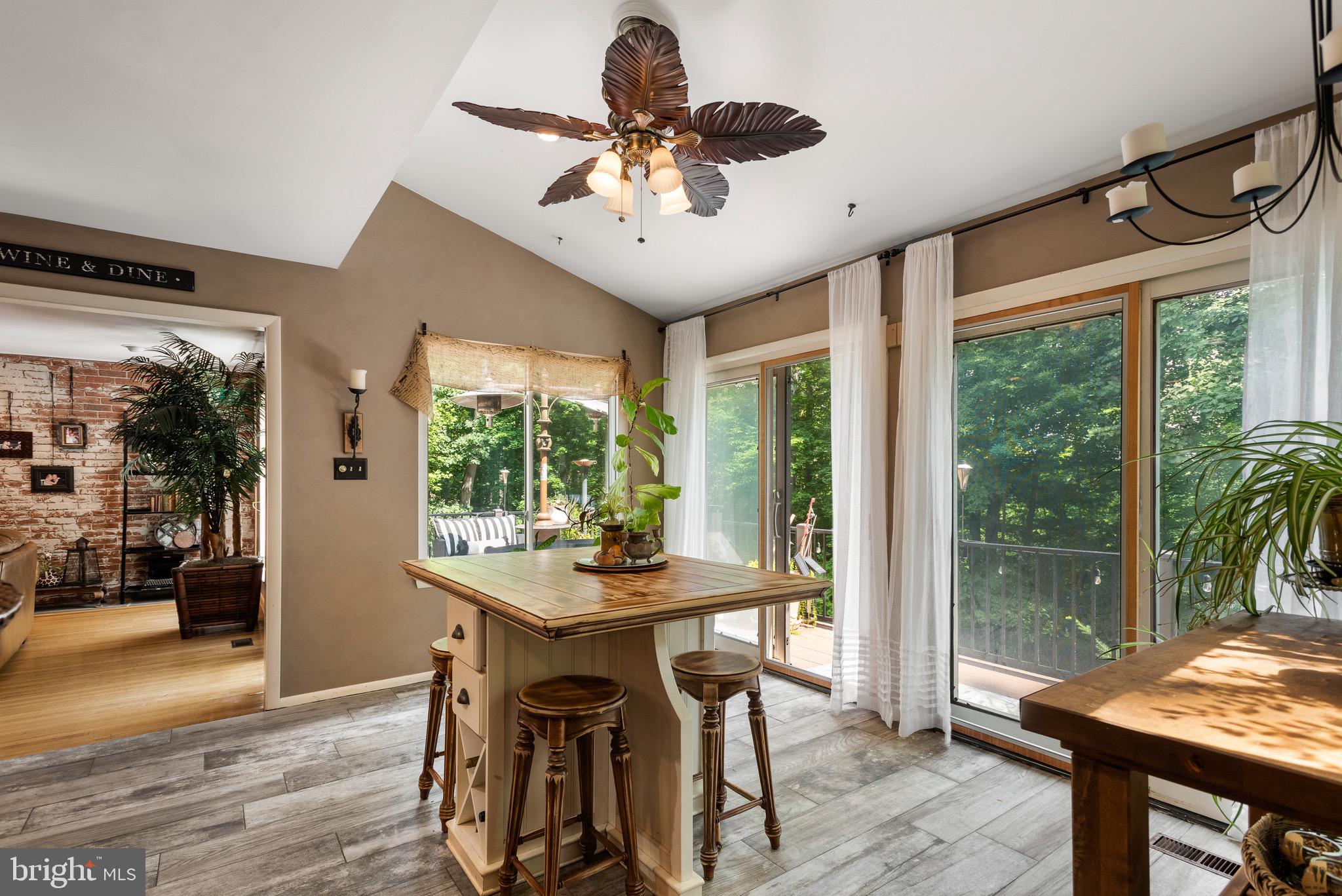 Real estate listing preview #24