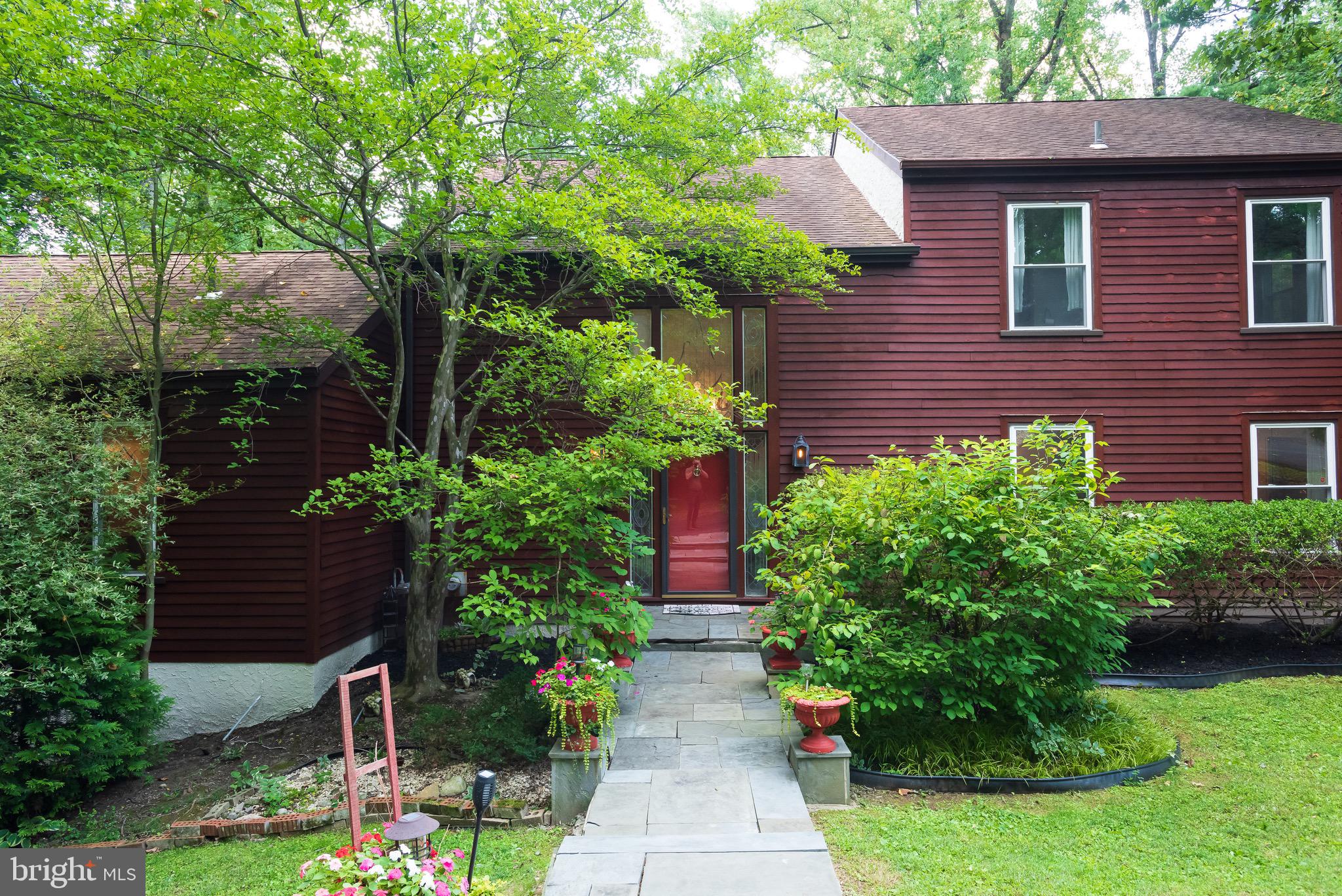 Real estate listing preview #6