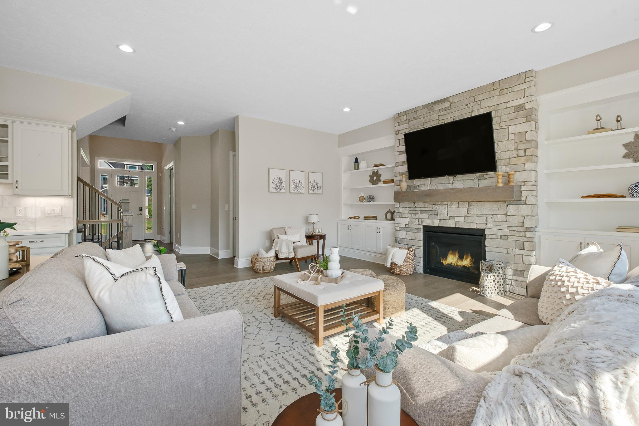 Real estate listing preview #9