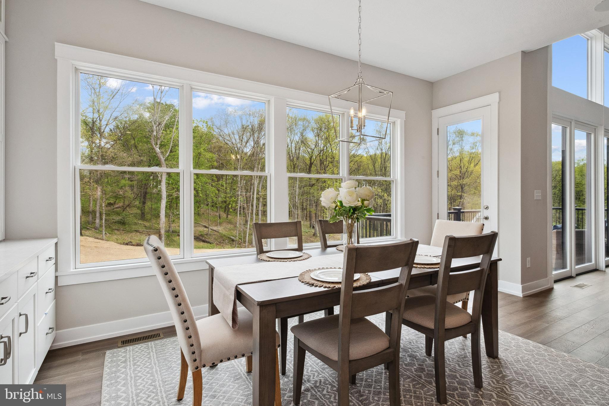 Real estate listing preview #16