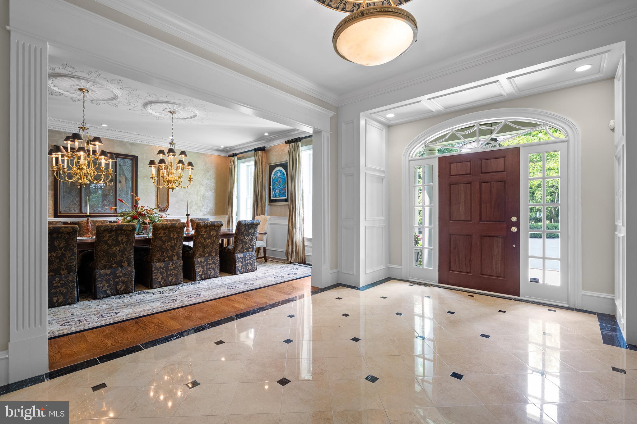 Real estate listing preview #3