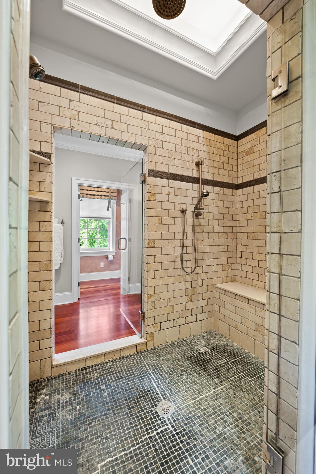 Real estate listing preview #35