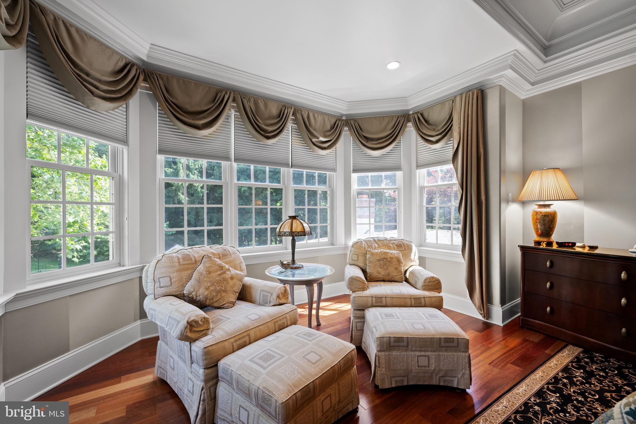 Real estate listing preview #32