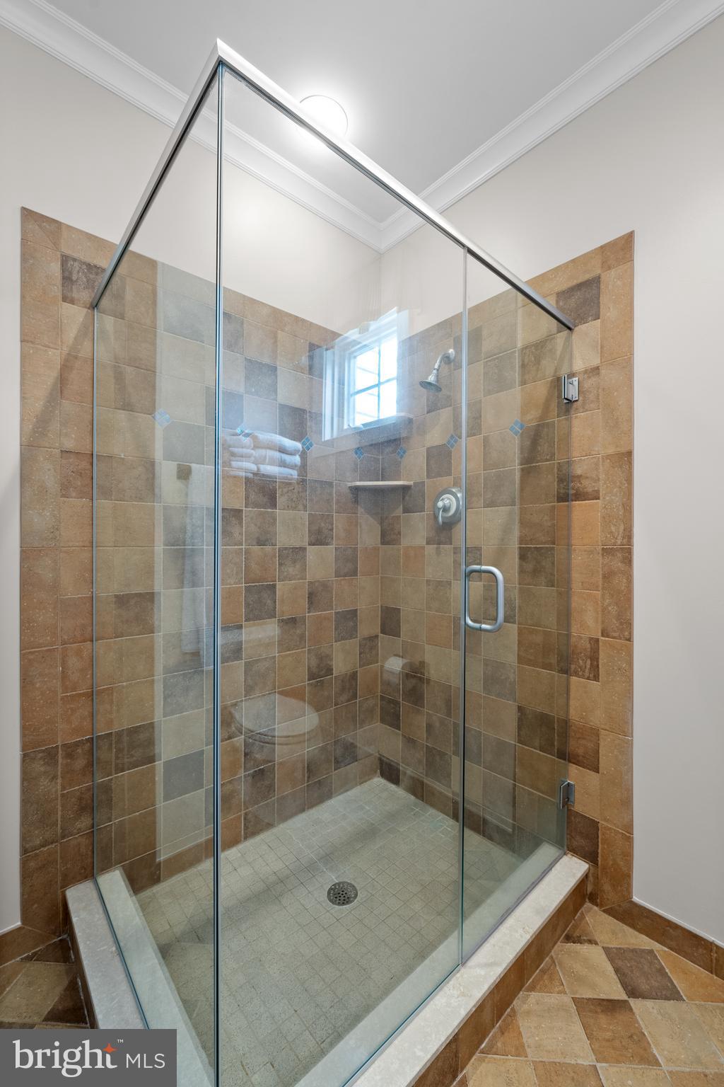 Real estate listing preview #47