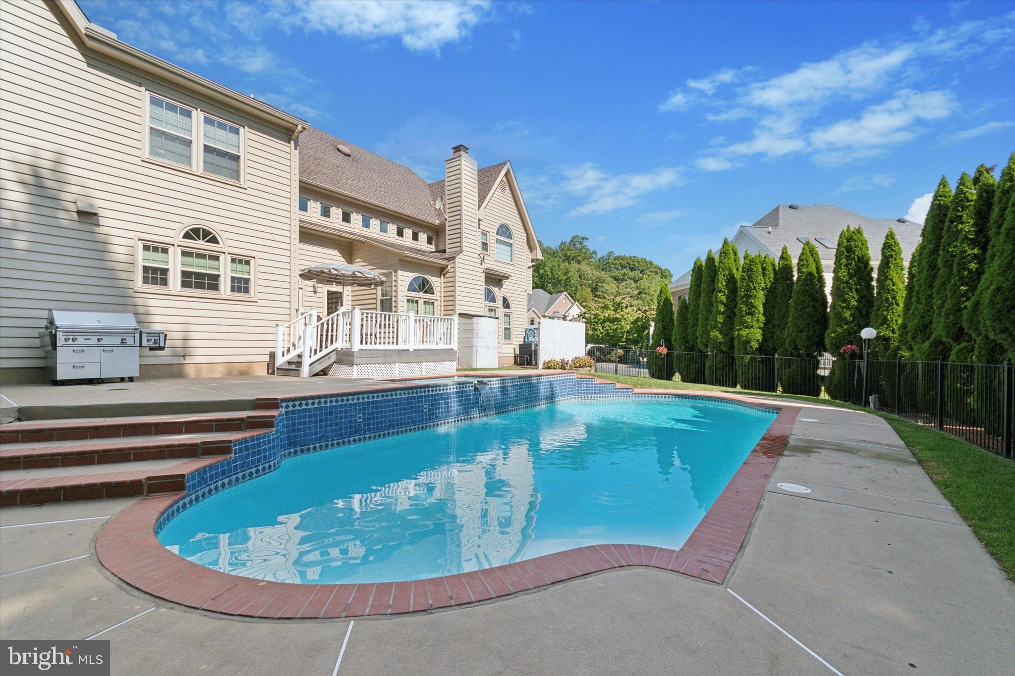 Real estate listing preview #55