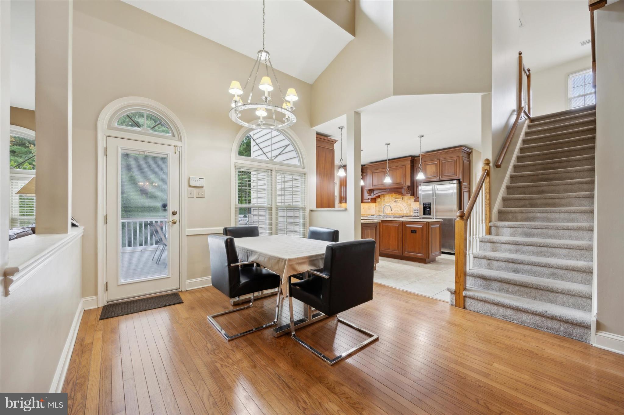 Real estate listing preview #12