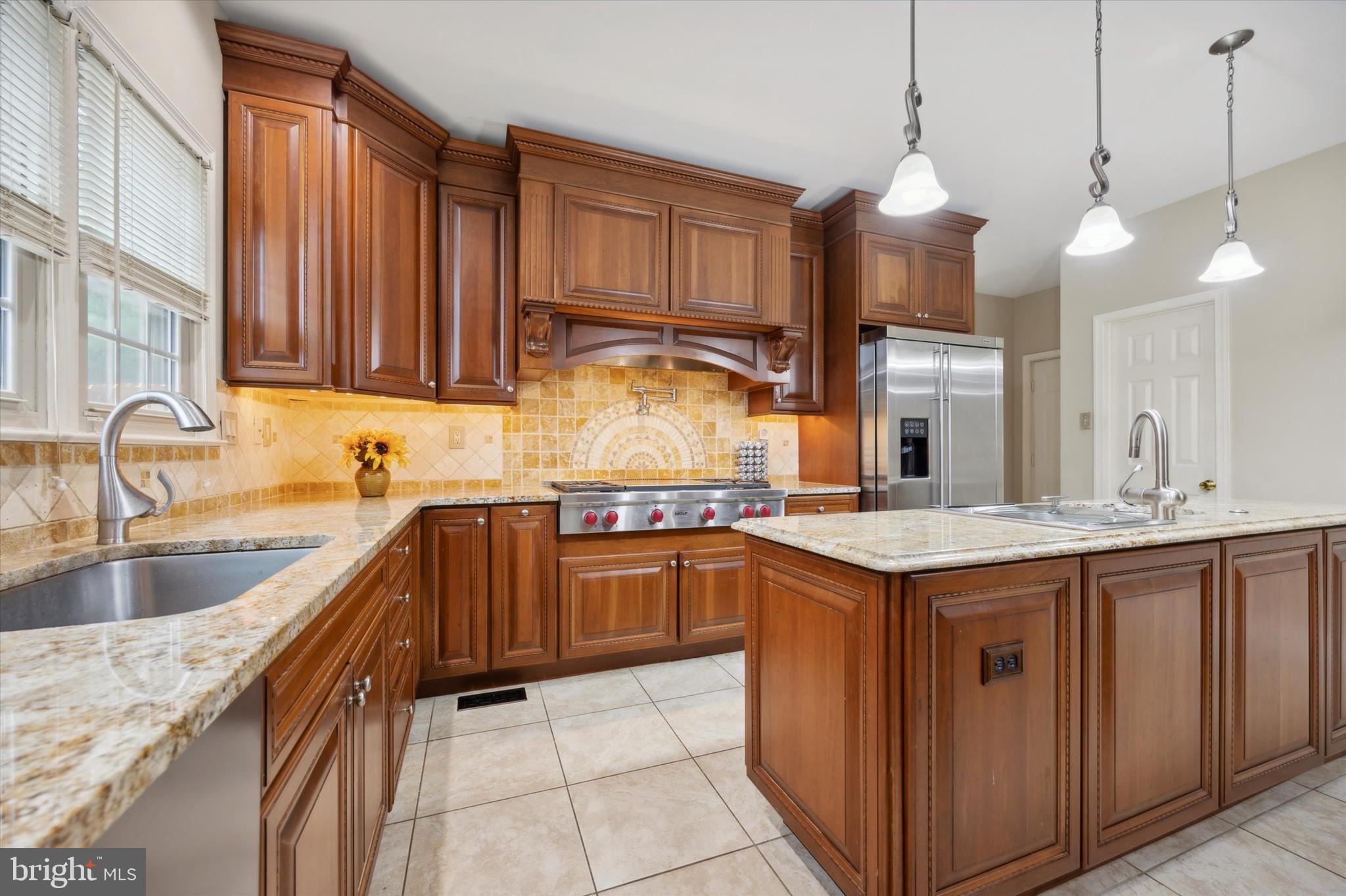 Real estate listing preview #11