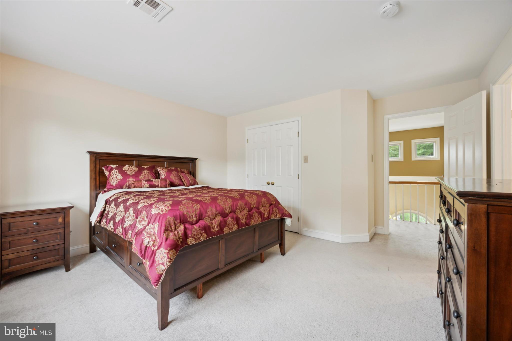 Real estate listing preview #34