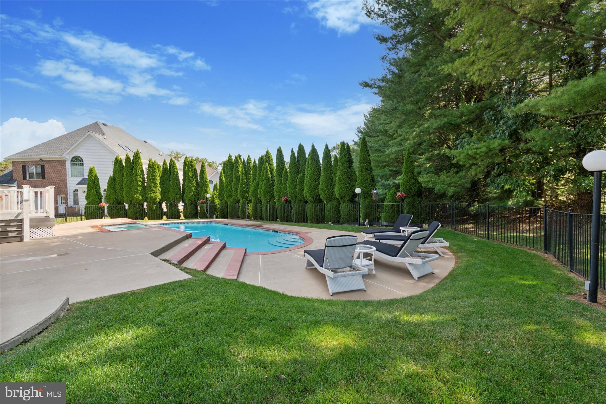 Real estate listing preview #57