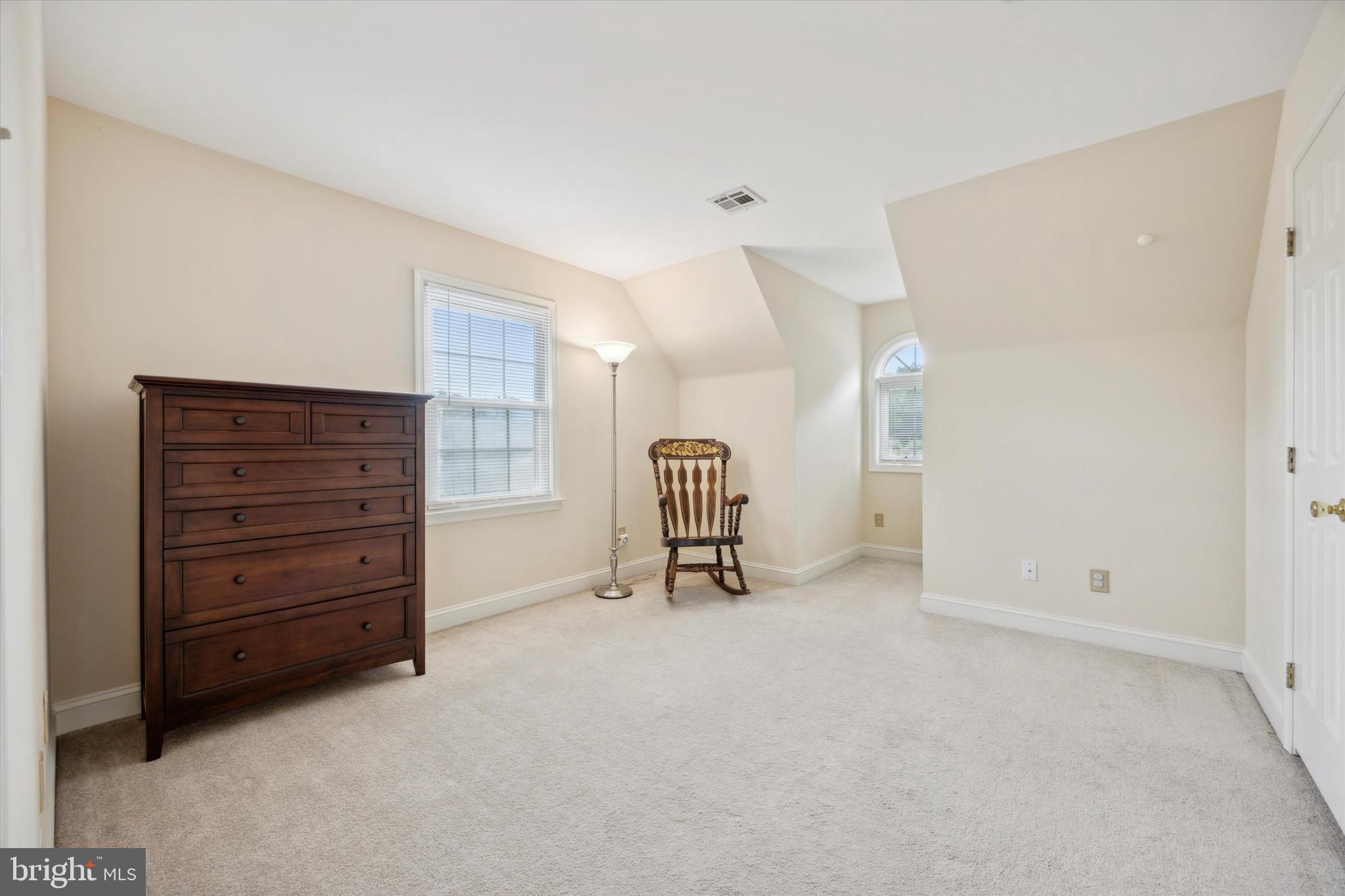 Real estate listing preview #38