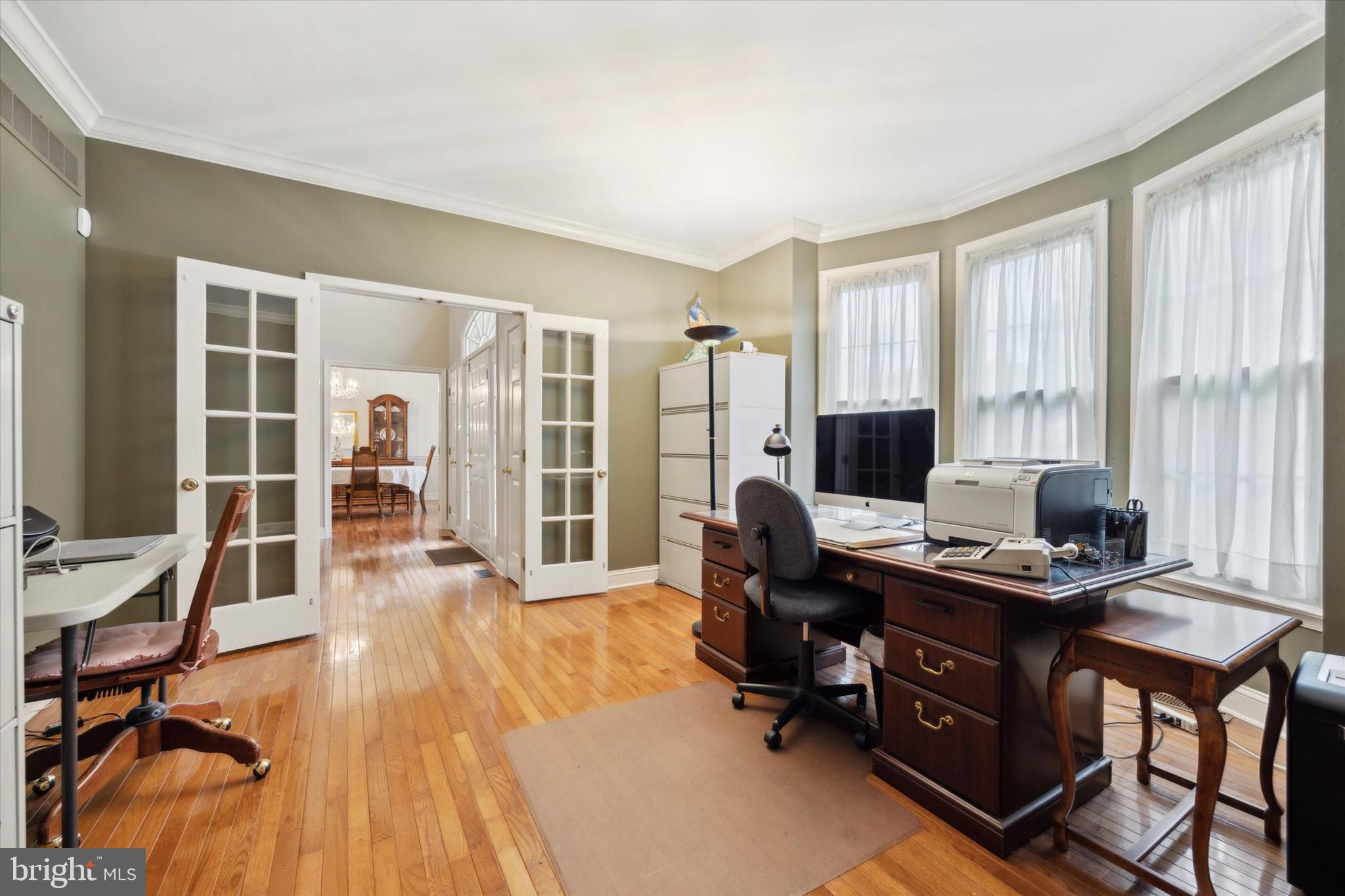 Real estate listing preview #6