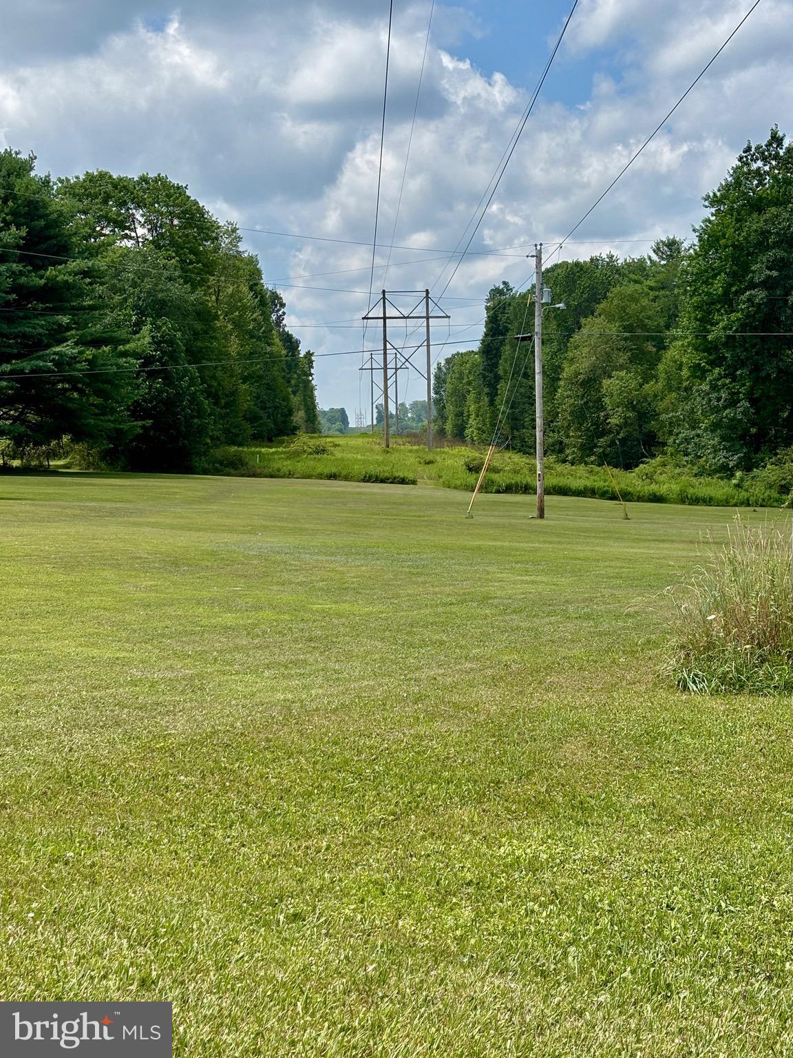 Real estate listing preview #5