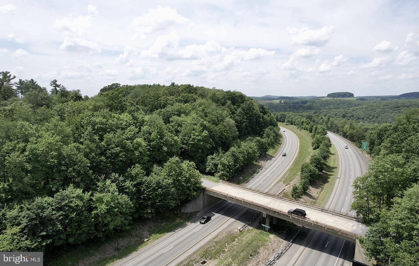 Real estate listing preview #6