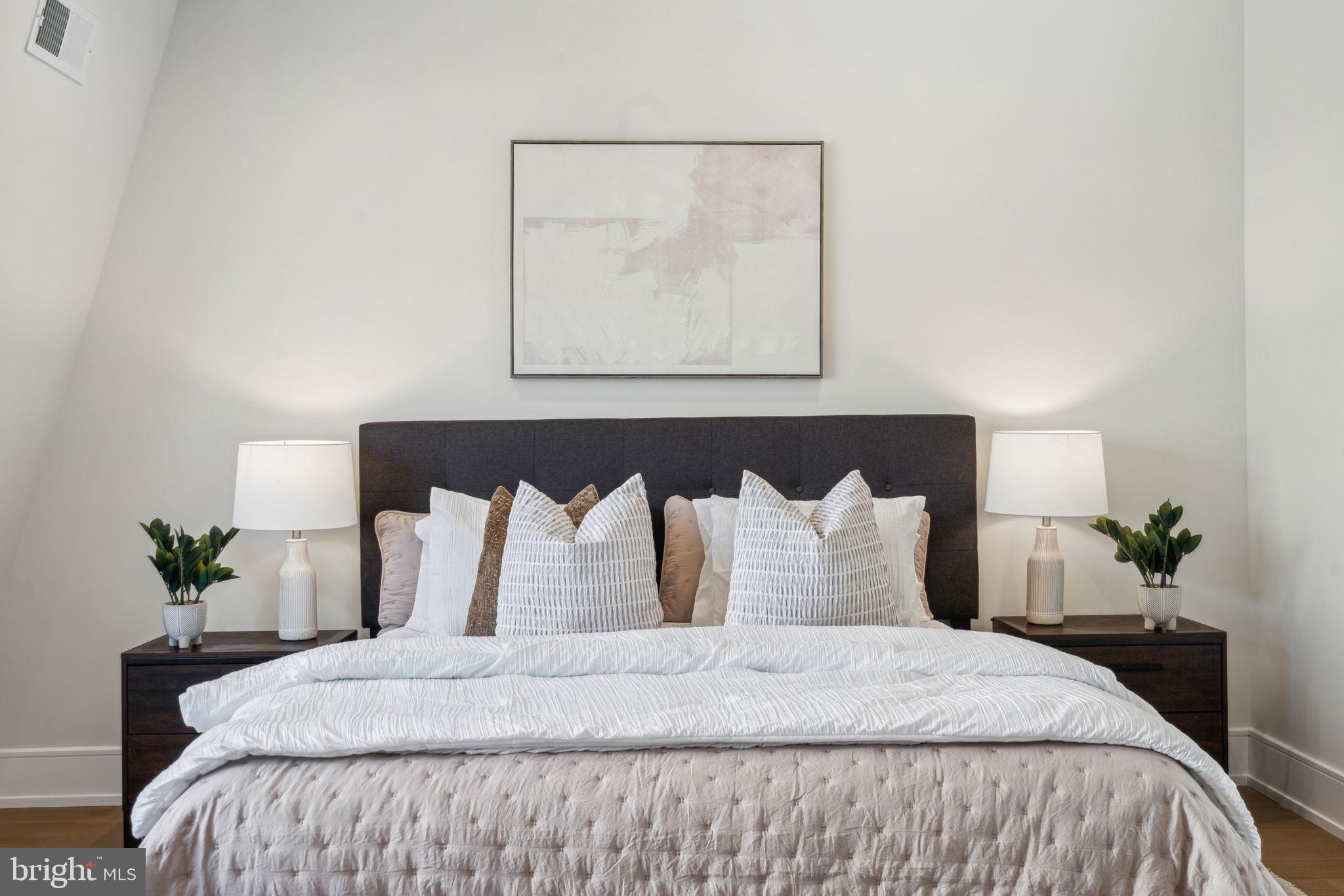 Real estate listing preview #60