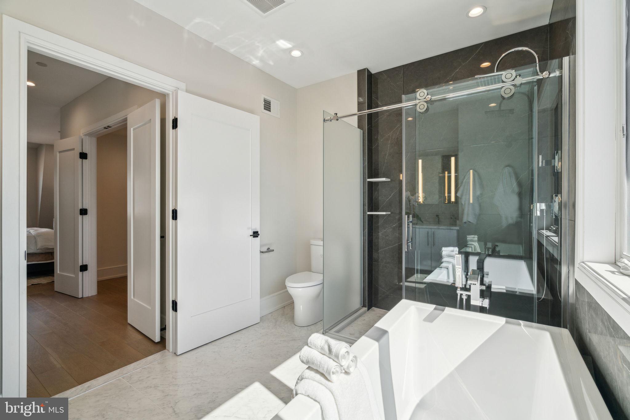 Real estate listing preview #54