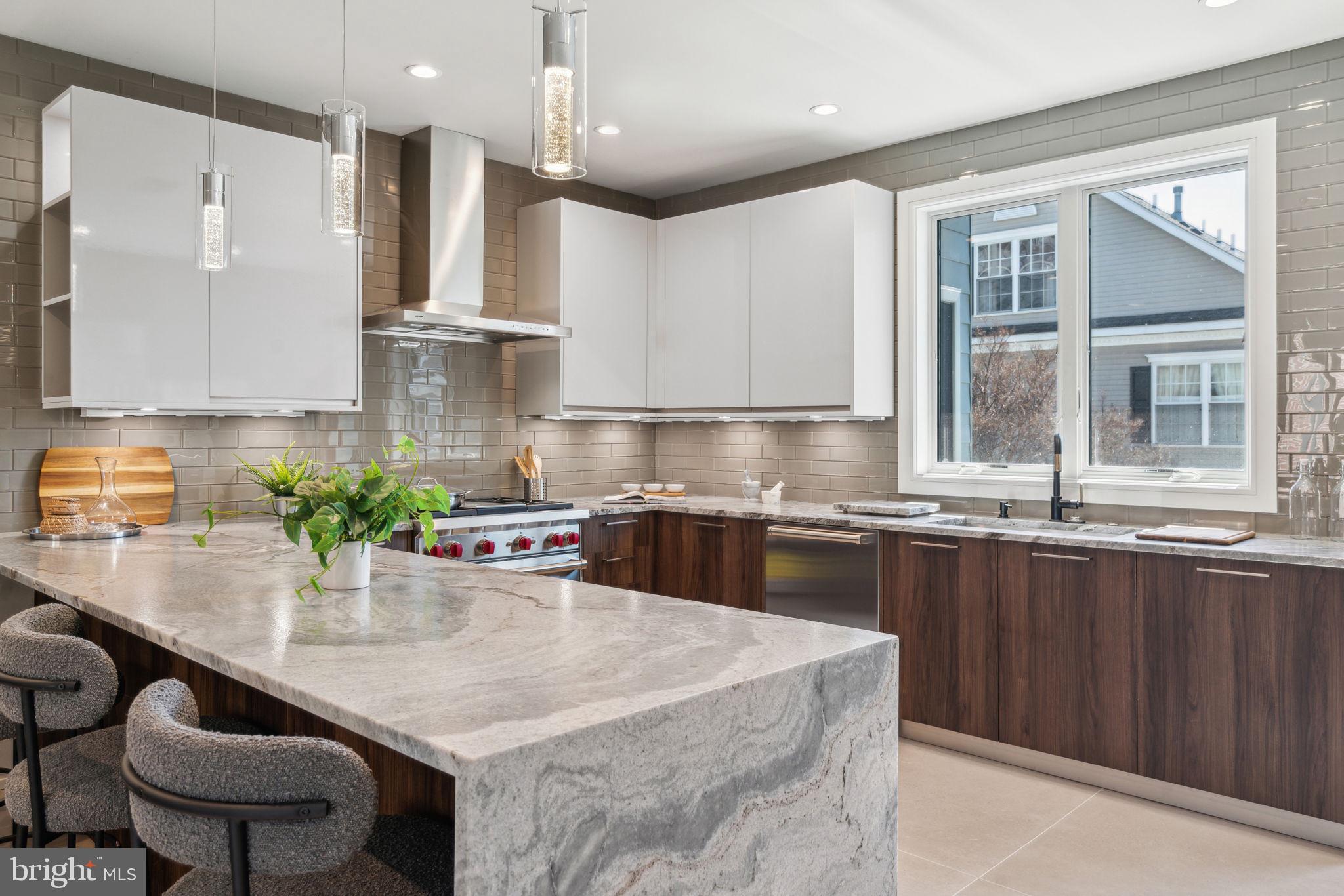 Real estate listing preview #2