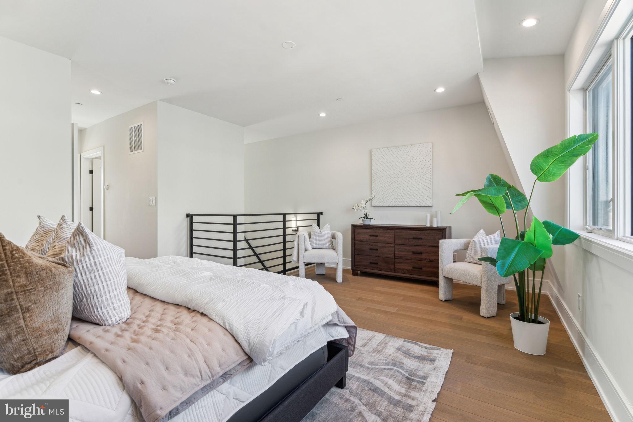 Real estate listing preview #61