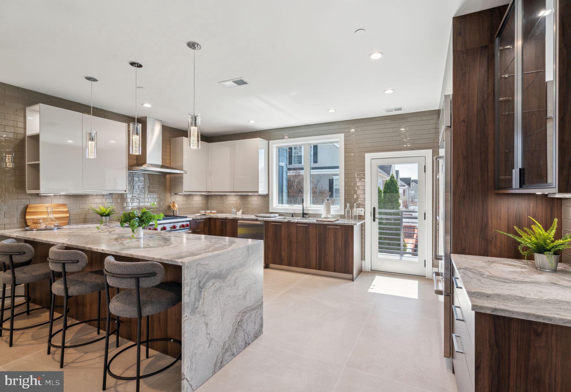 Real estate listing preview #1