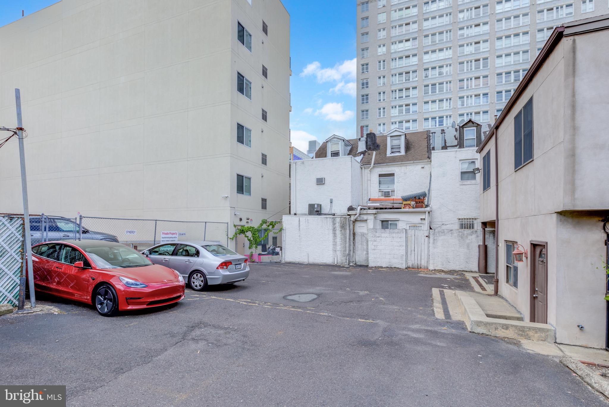 Real estate listing preview #7