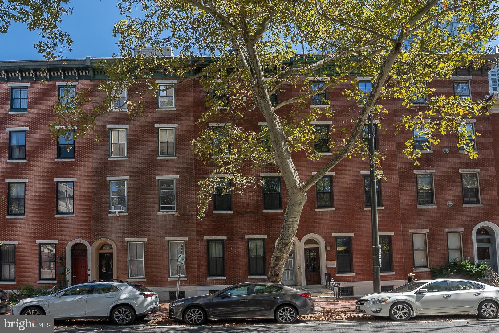 Real estate listing preview #6