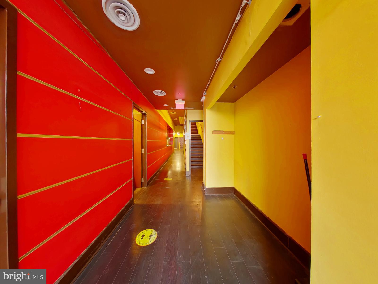 Real estate listing preview #4