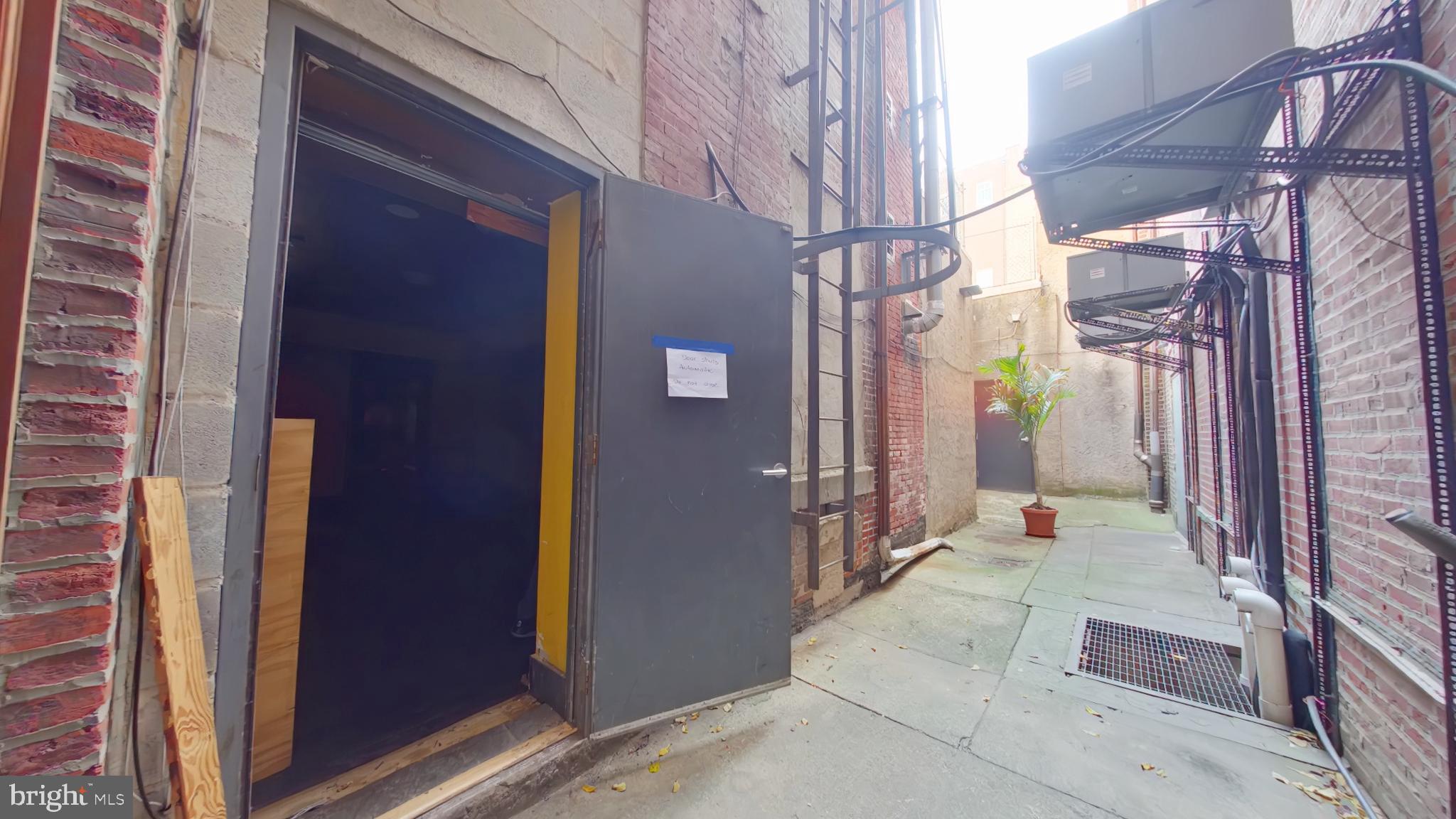 Real estate listing preview #30