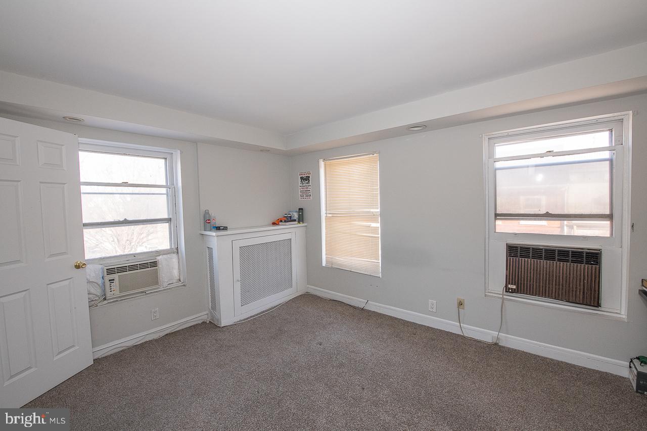 Real estate listing preview #18