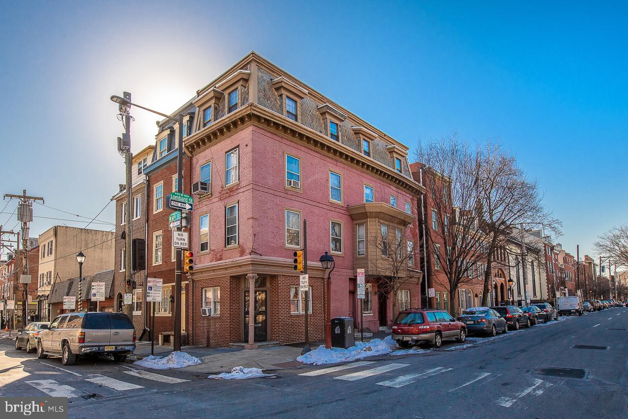 Real estate listing preview #1