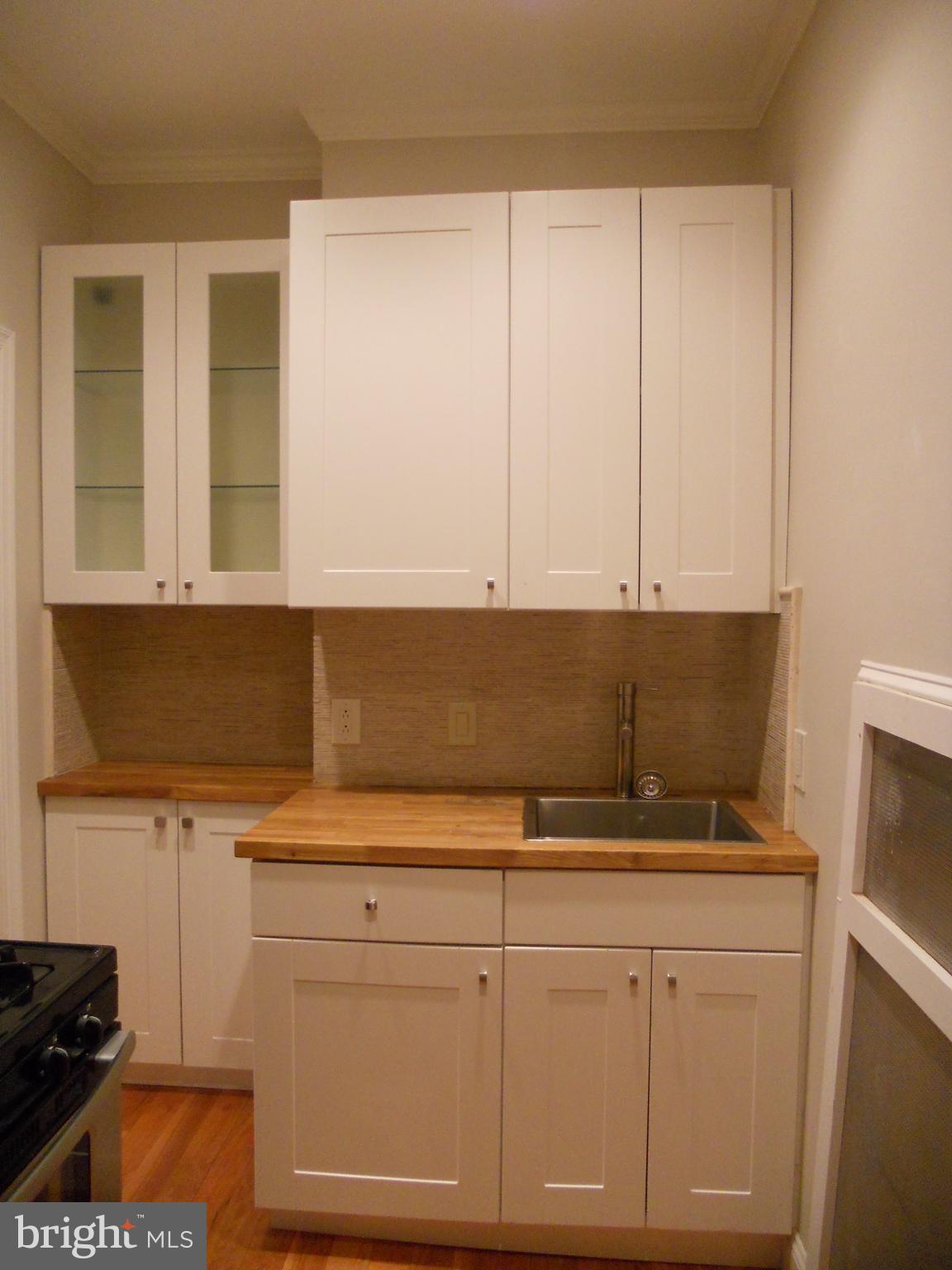 Real estate listing preview #6