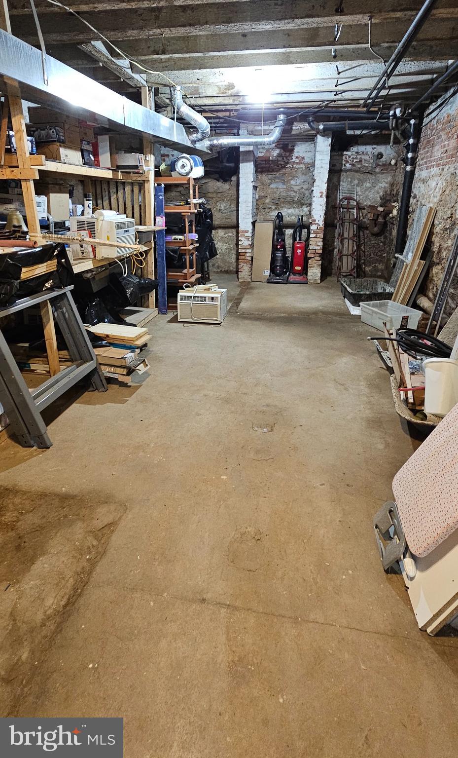 Real estate listing preview #24