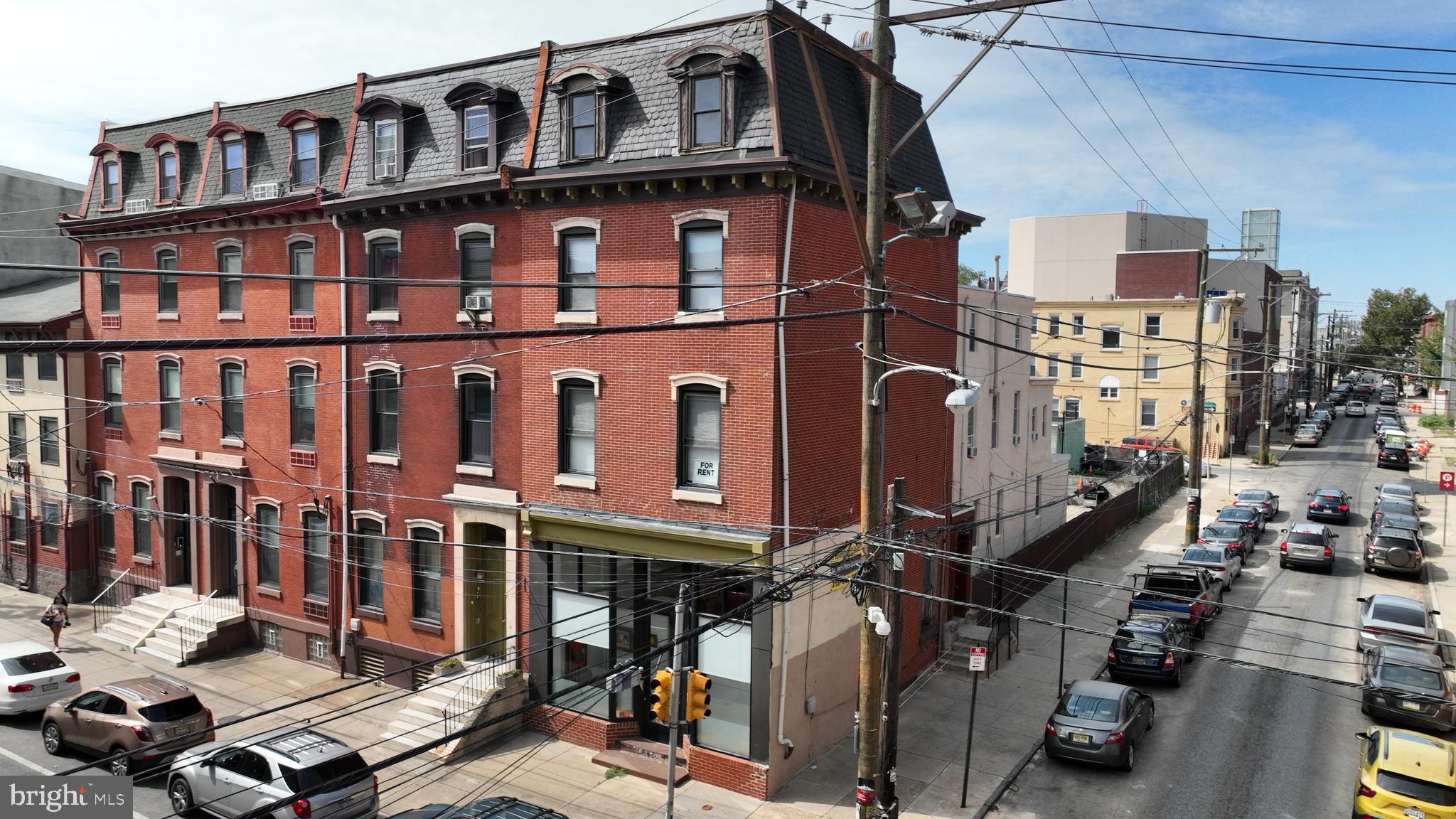 Real estate listing preview #1