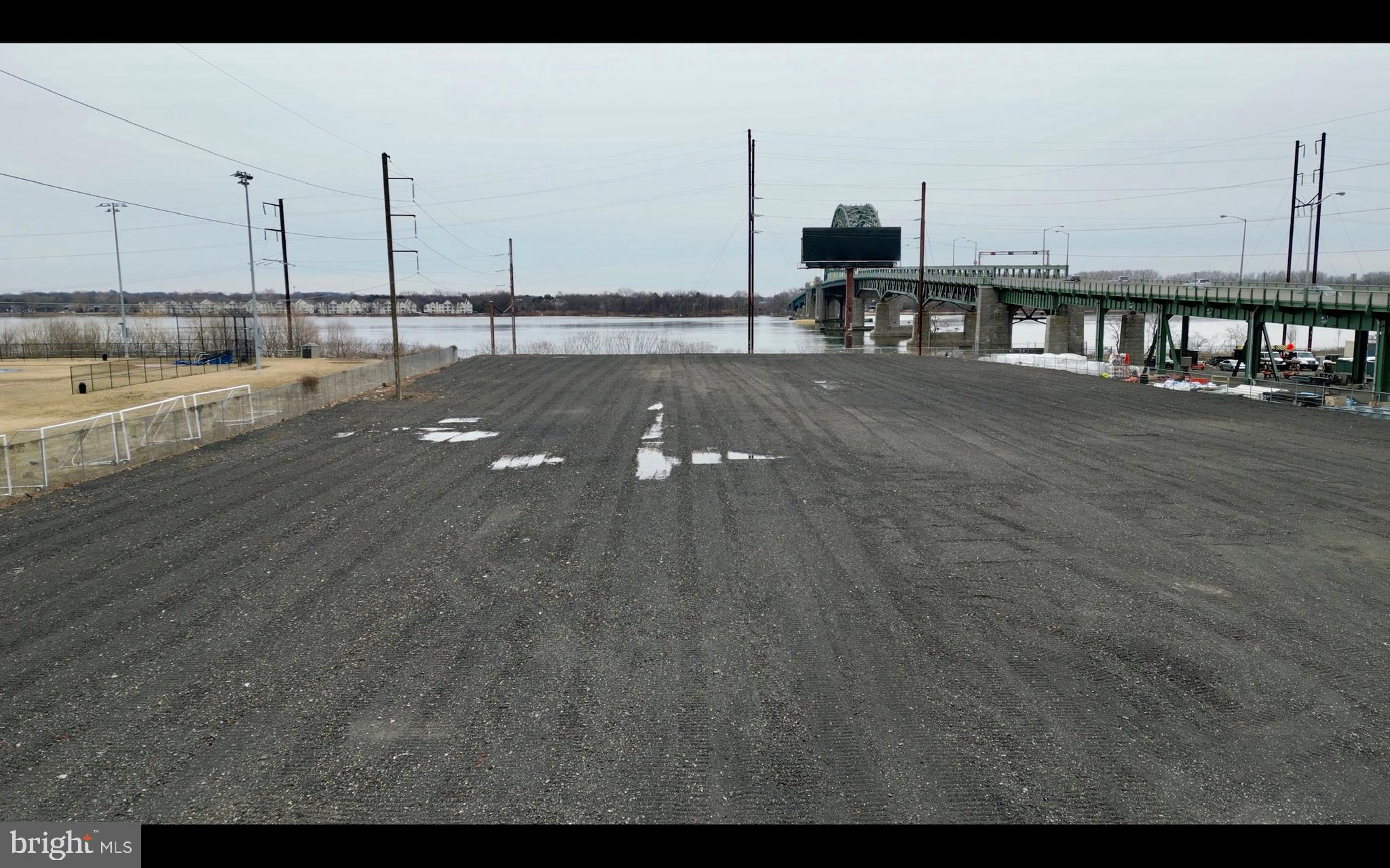 Real estate listing preview #5