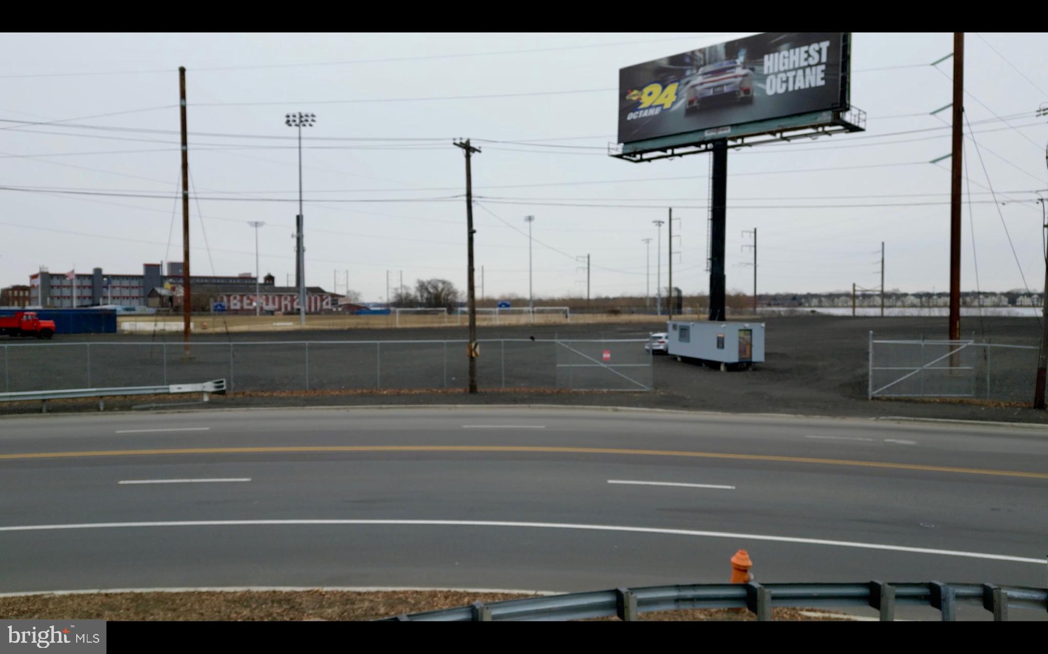 Real estate listing preview #10