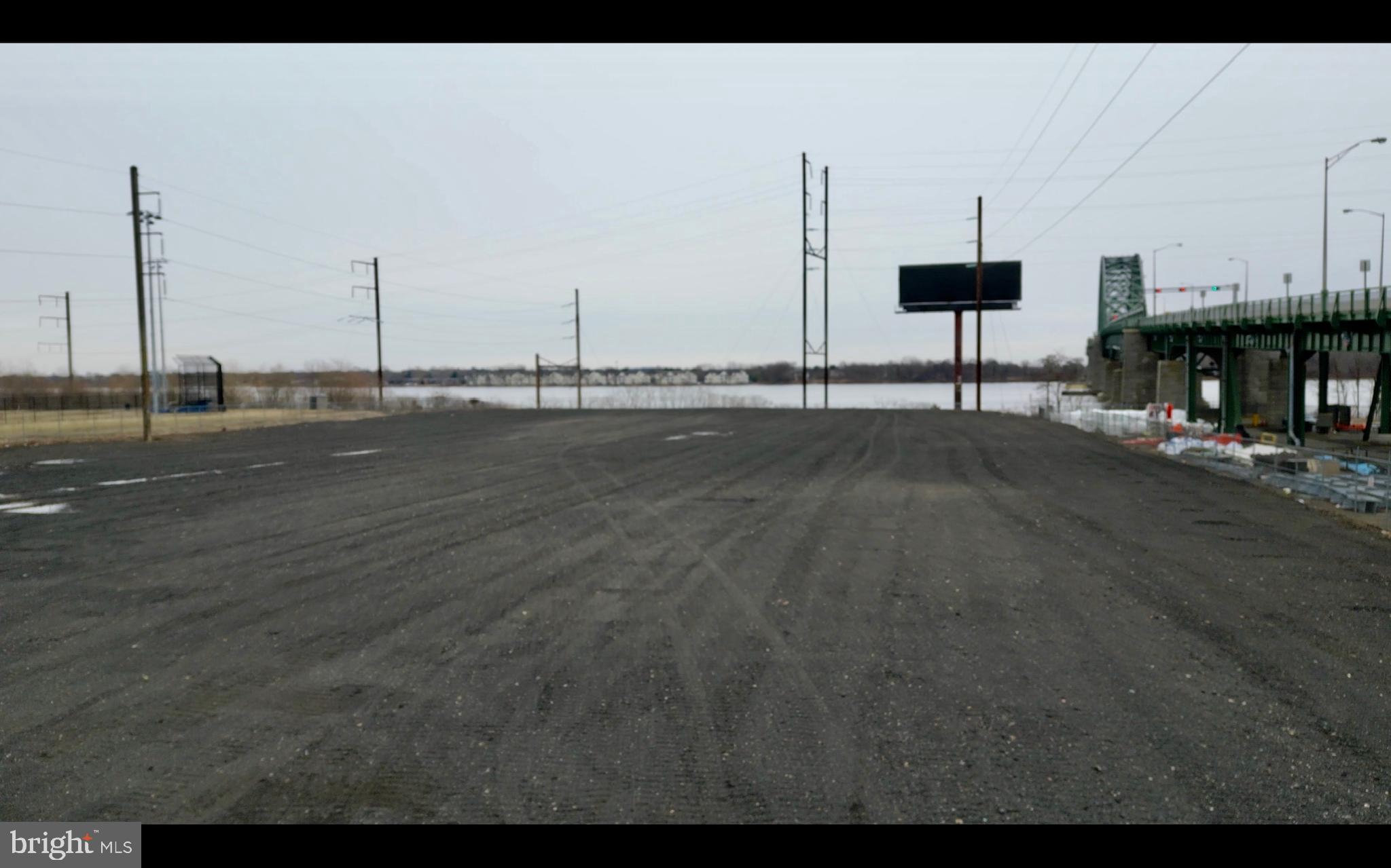 Real estate listing preview #13