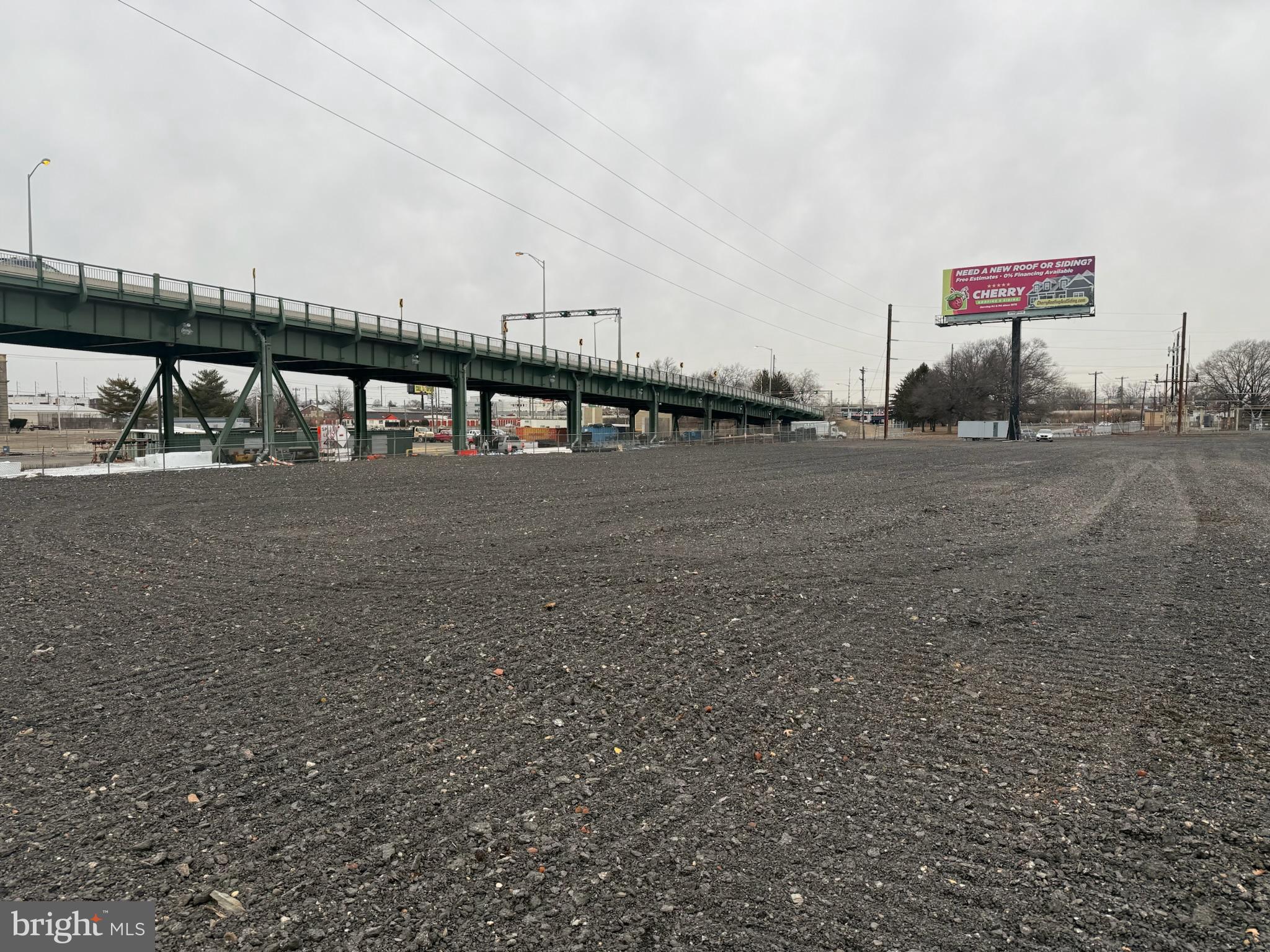 Real estate listing preview #16