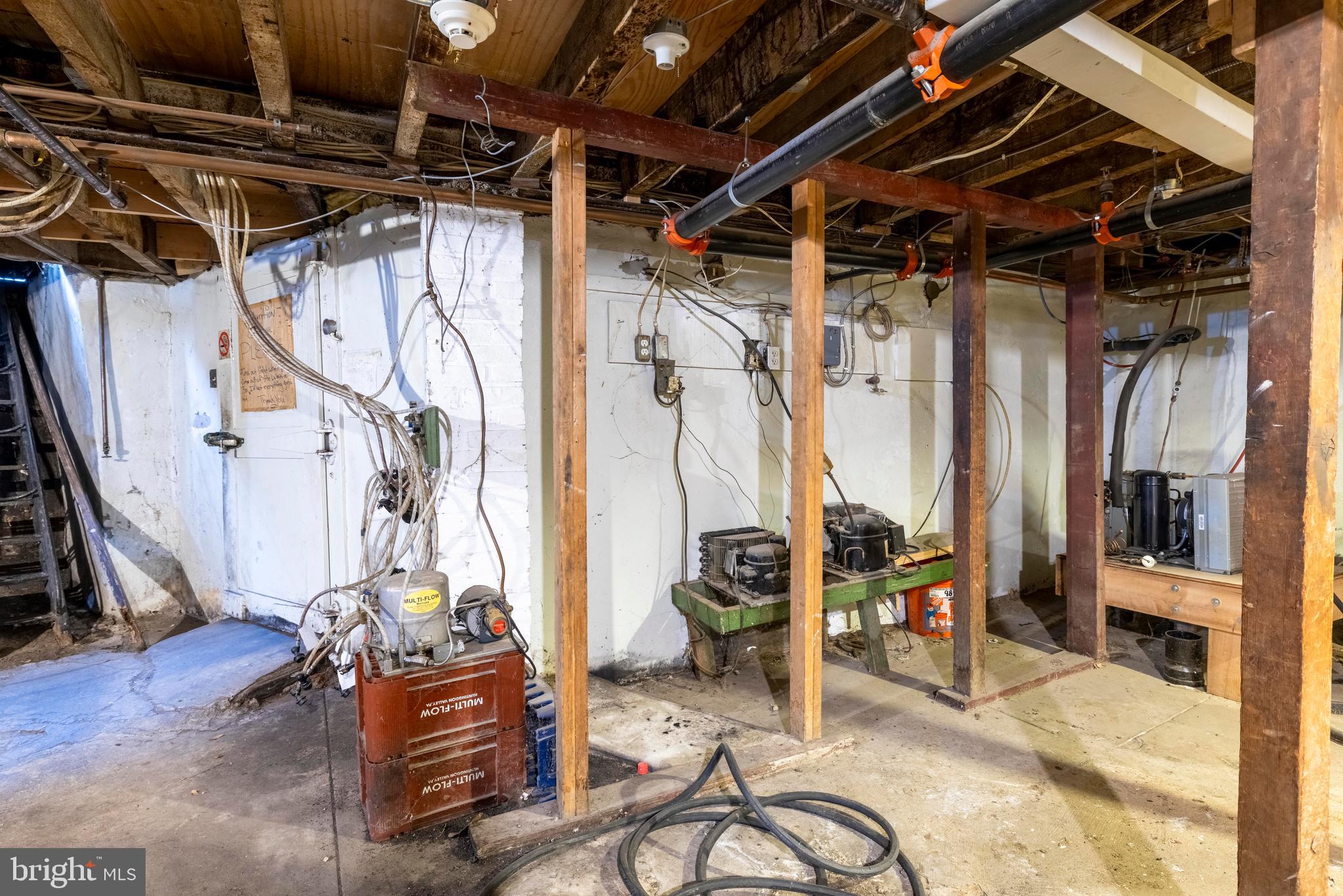 Real estate listing preview #32