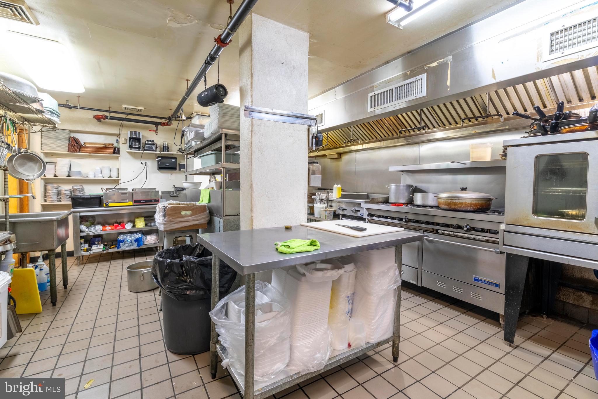 Real estate listing preview #22