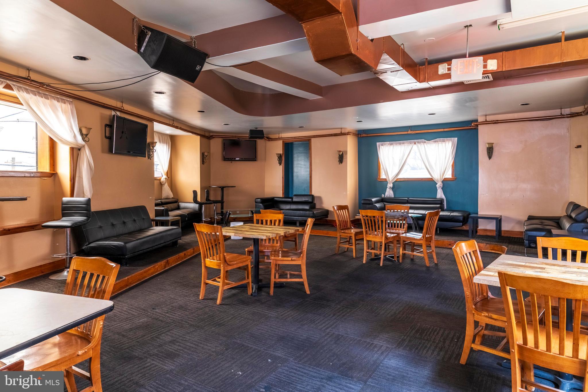 Real estate listing preview #49