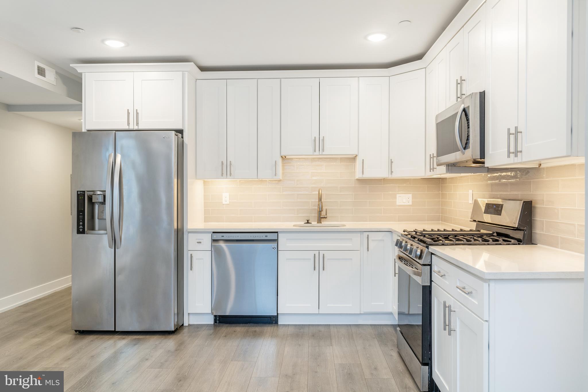 Real estate listing preview #21