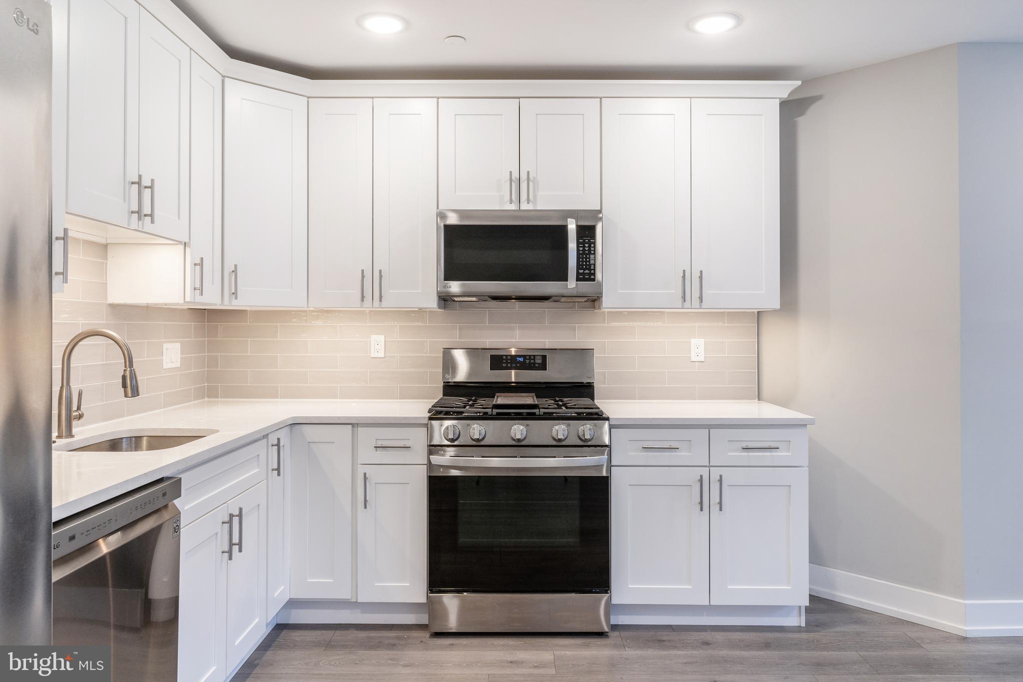 Real estate listing preview #23