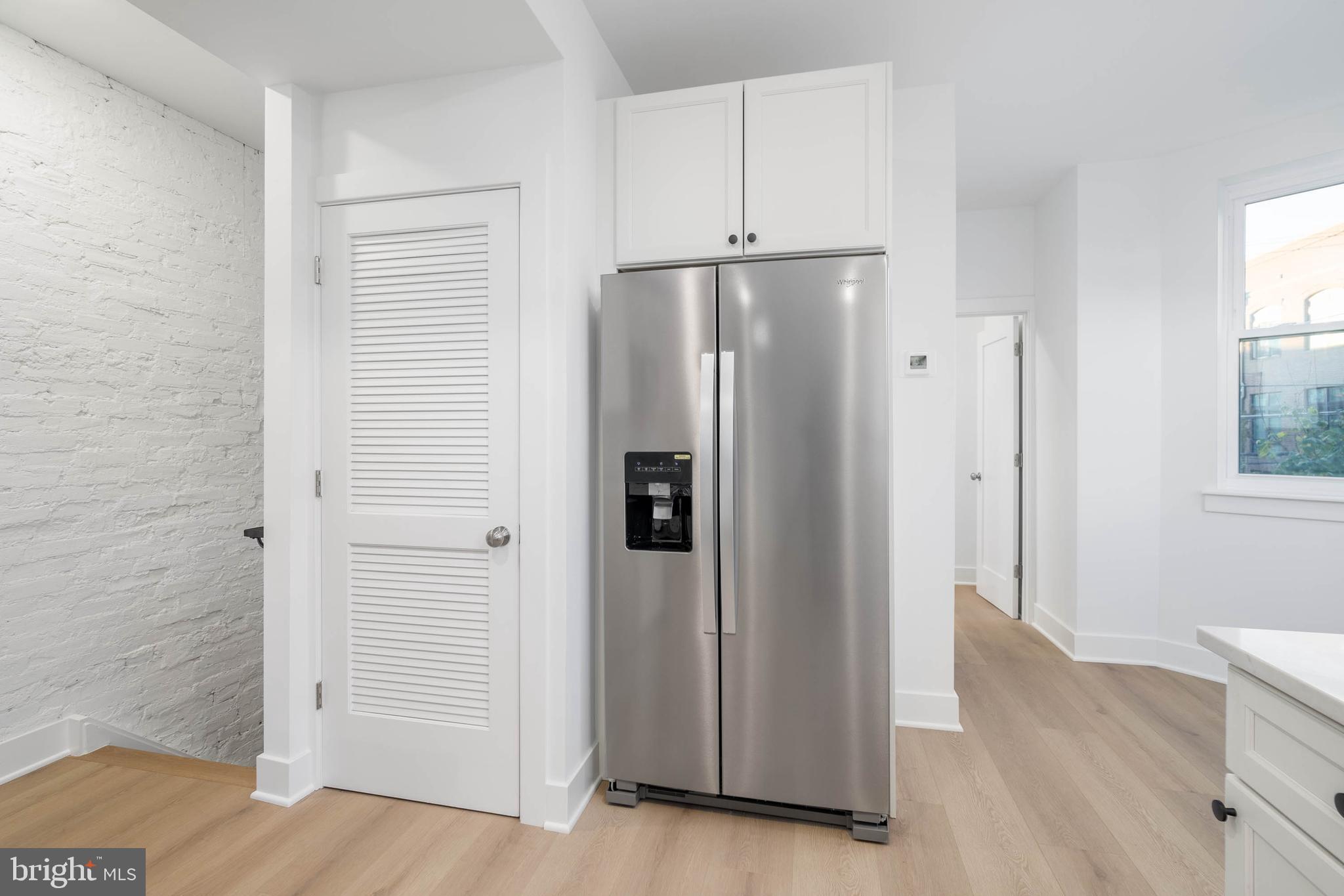 Real estate listing preview #4